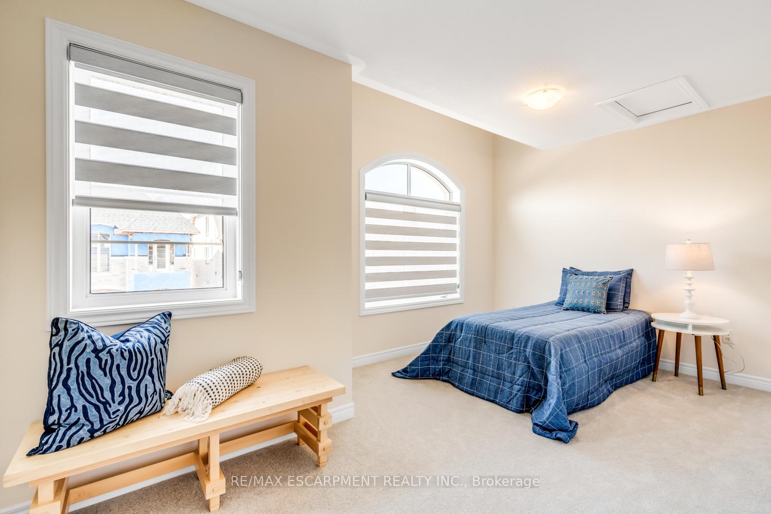 Photo 27 of 3916 Koenig Road, Burlington, Alton — HOMEH