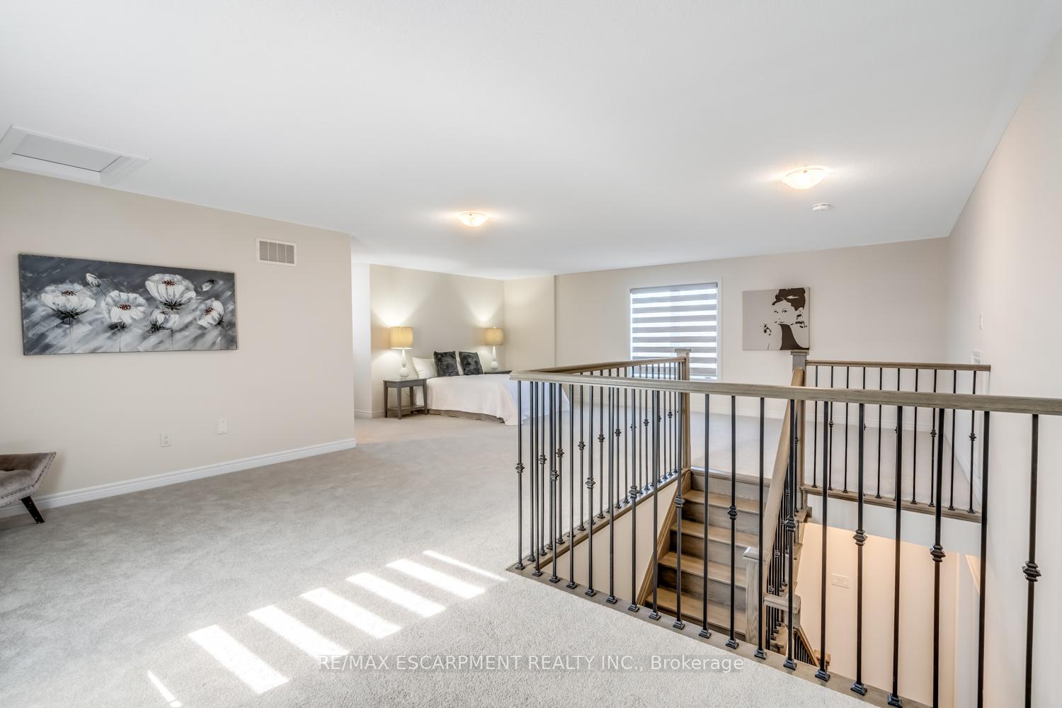 Photo 33 of 3916 Koenig Road, Burlington, Alton — HOMEH