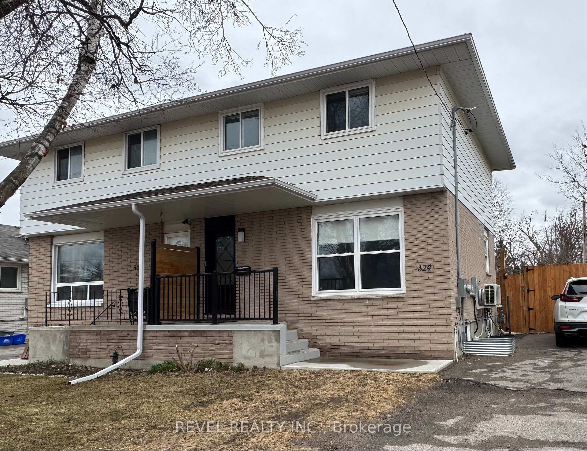 Photo 1 of 324 St Vincent Street, Barrie, Wellington — HOMEH