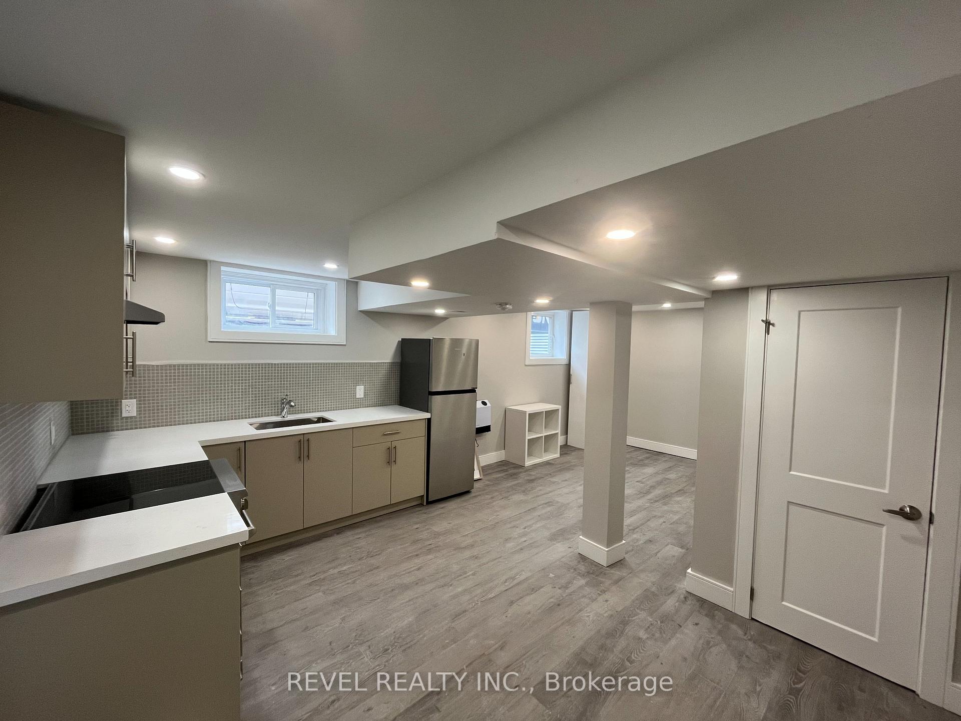 Photo 7 of 324 St Vincent Street, Barrie, Wellington — HOMEH