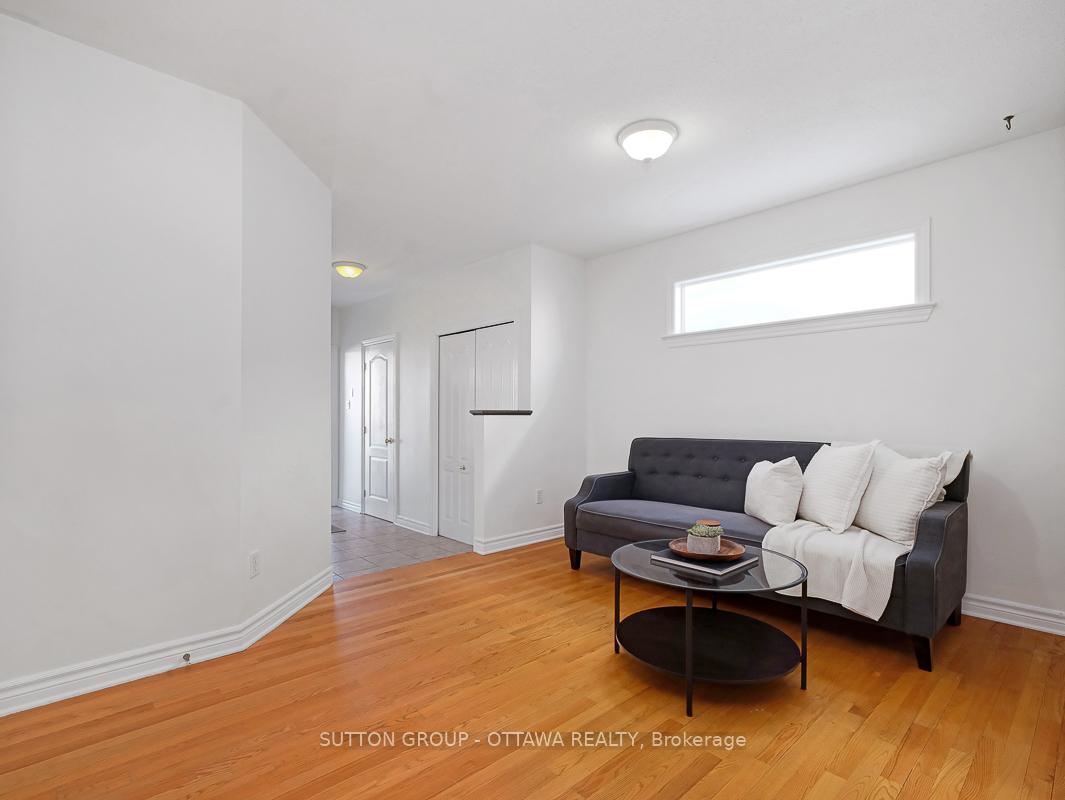 Photo 5 of 29 Alameda Way, Ottawa, Barrhaven - Longfields — HOMEH