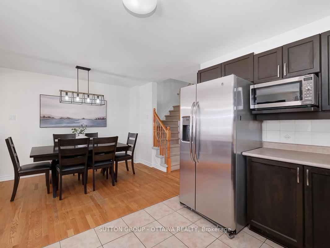 Photo 13 of 29 Alameda Way, Ottawa, Barrhaven - Longfields — HOMEH