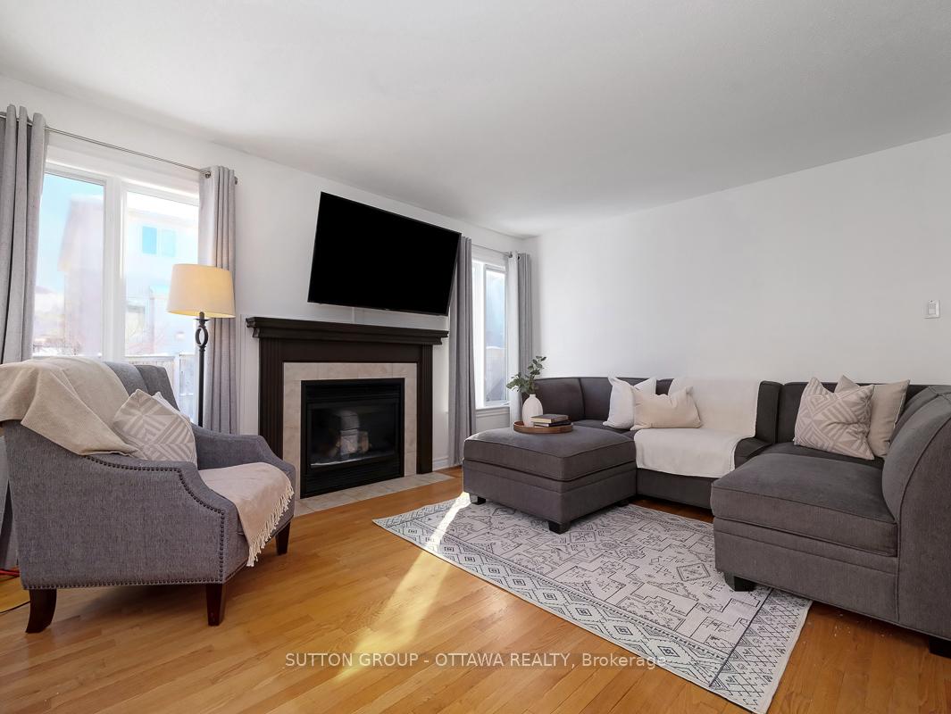 Photo 14 of 29 Alameda Way, Ottawa, Barrhaven - Longfields — HOMEH