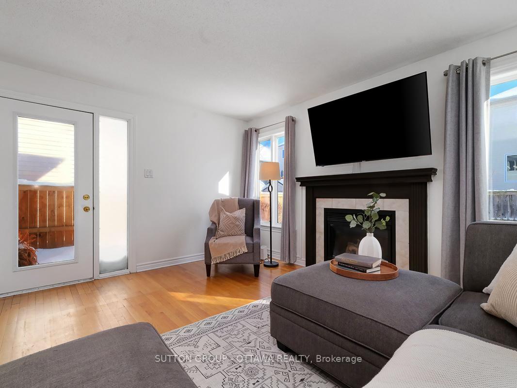 Photo 16 of 29 Alameda Way, Ottawa, Barrhaven - Longfields — HOMEH
