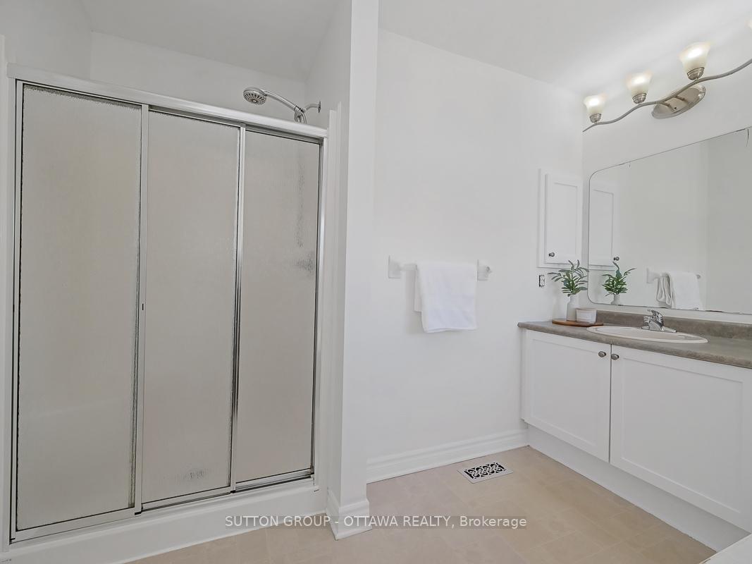 Photo 26 of 29 Alameda Way, Ottawa, Barrhaven - Longfields — HOMEH