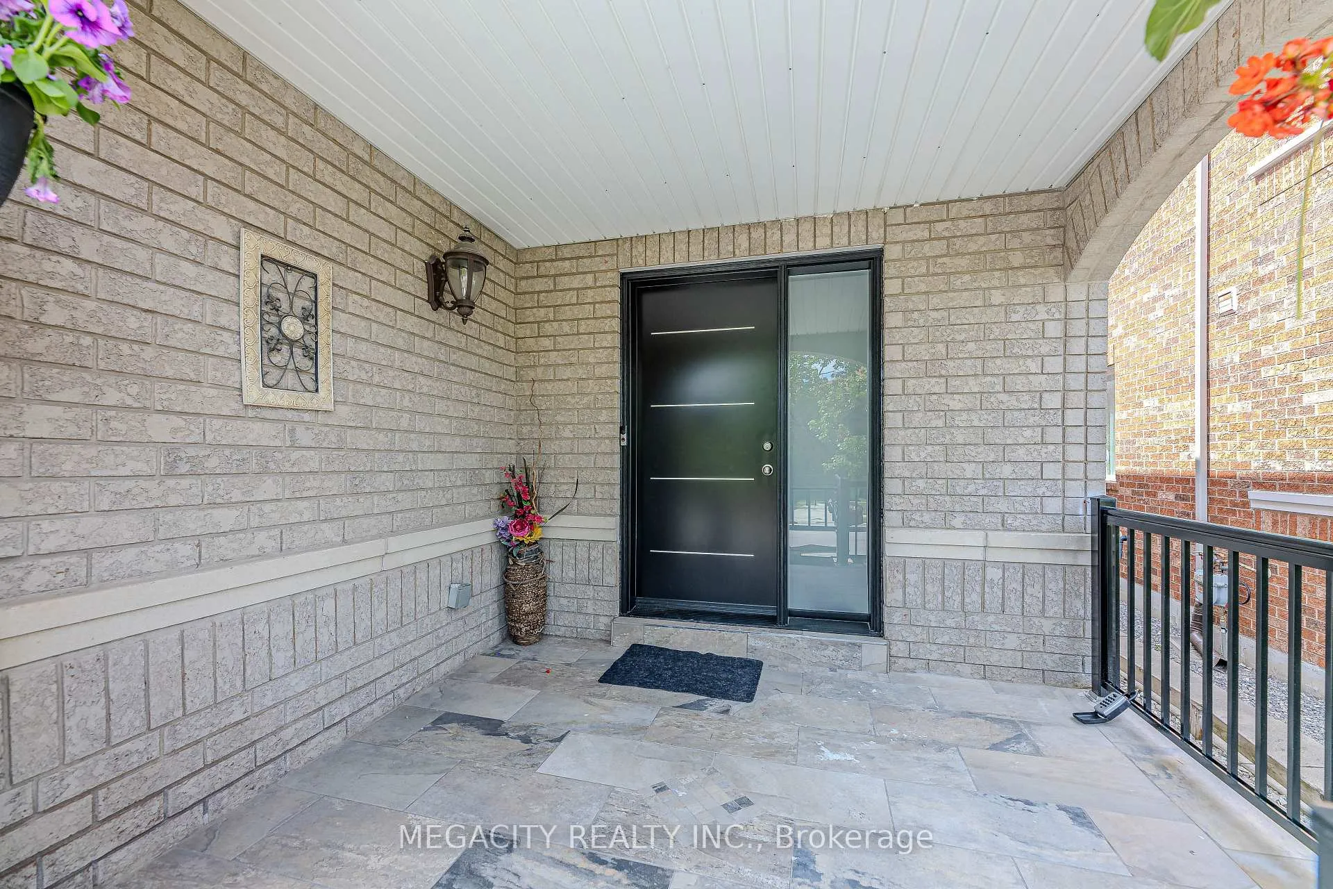 Photo 6 of 6 Linderwood Drive, Brampton, Fletcher's Meadow — HOMEH
