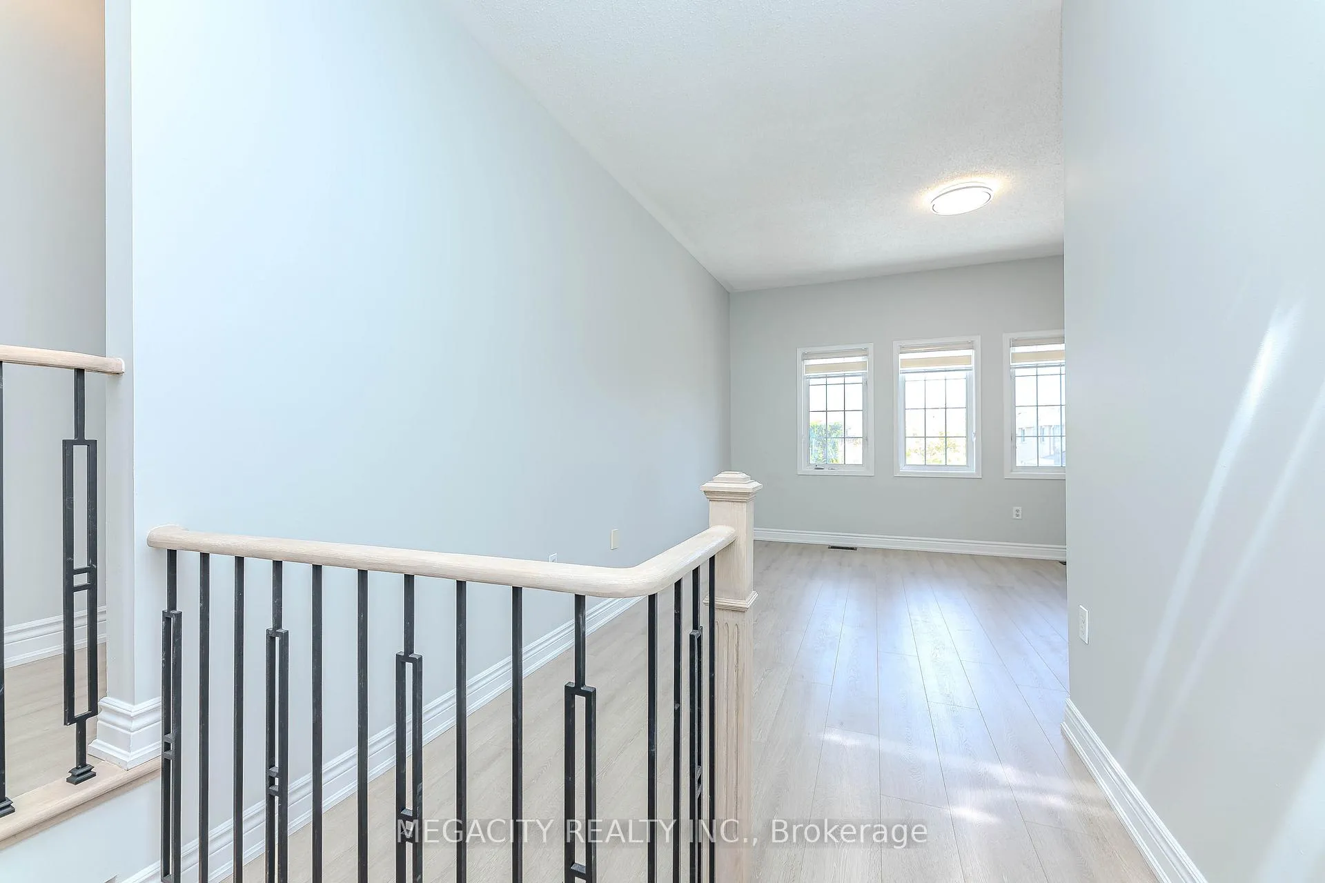 Photo 29 of 6 Linderwood Drive, Brampton, Fletcher's Meadow — HOMEH