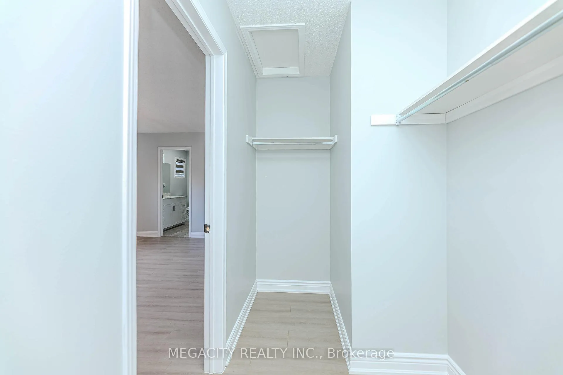 Photo 36 of 6 Linderwood Drive, Brampton, Fletcher's Meadow — HOMEH