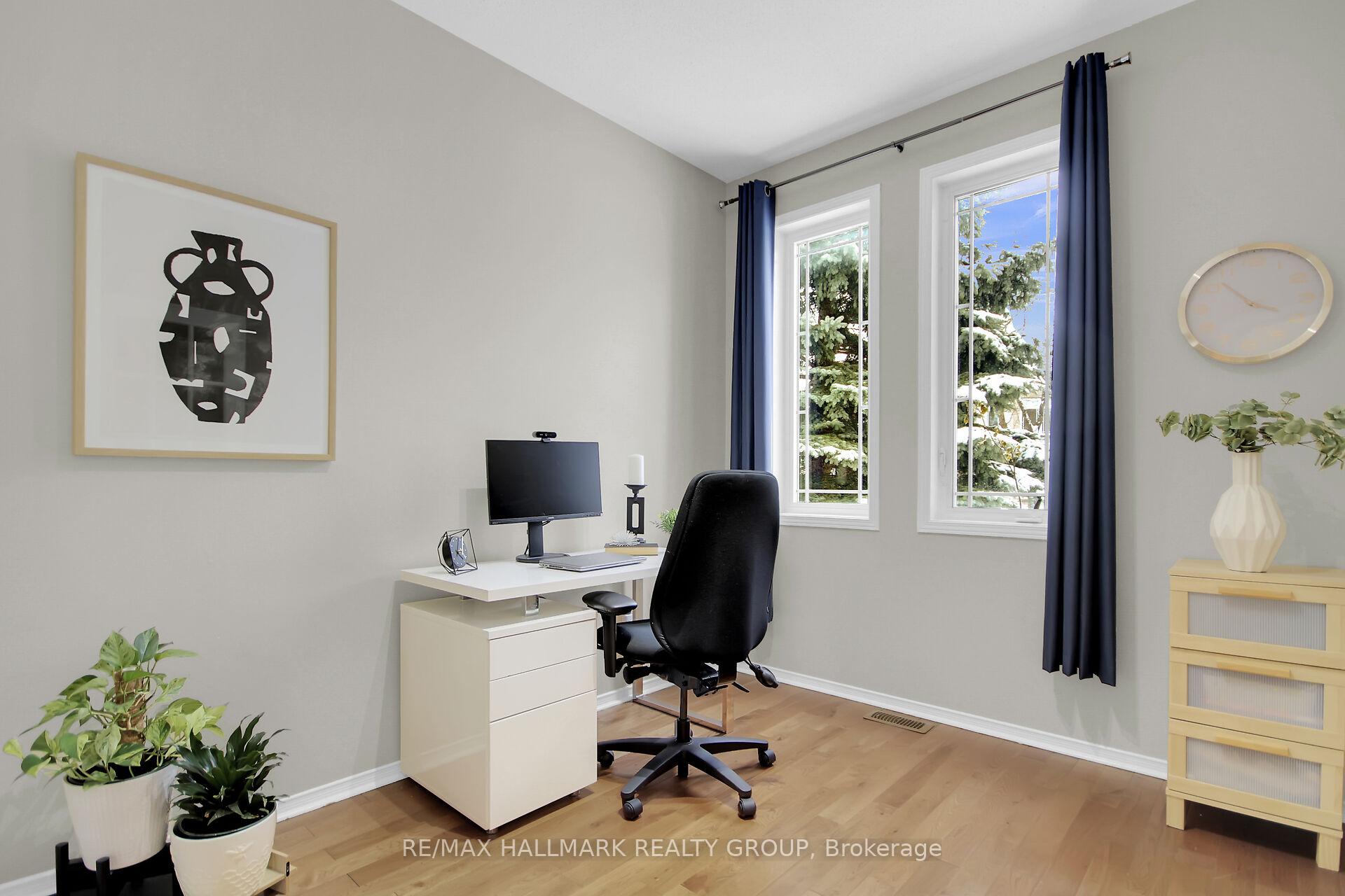Photo 4 of 14 Collington Street, Ottawa, Barrhaven East — HOMEH
