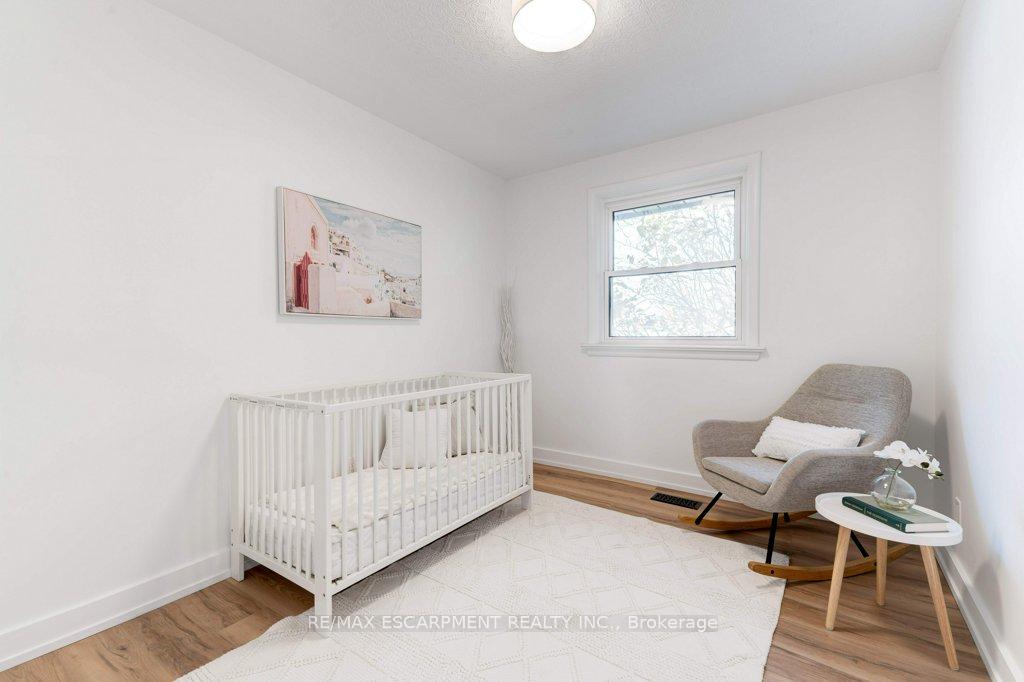 Photo 16 of 5470 Randolph Crescent, Burlington, Appleby — HOMEH