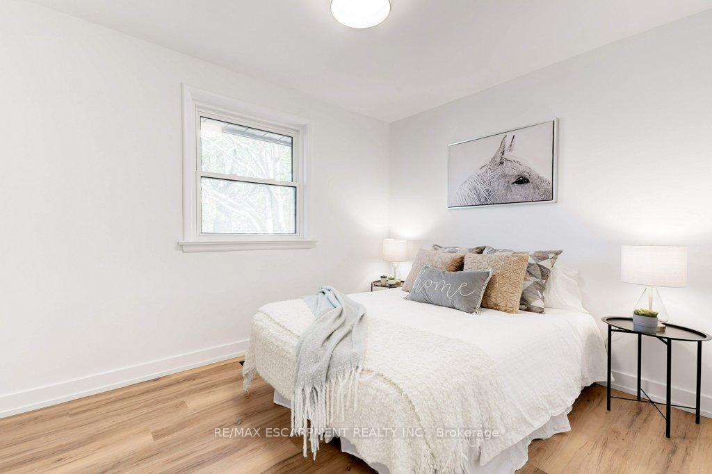 Photo 17 of 5470 Randolph Crescent, Burlington, Appleby — HOMEH