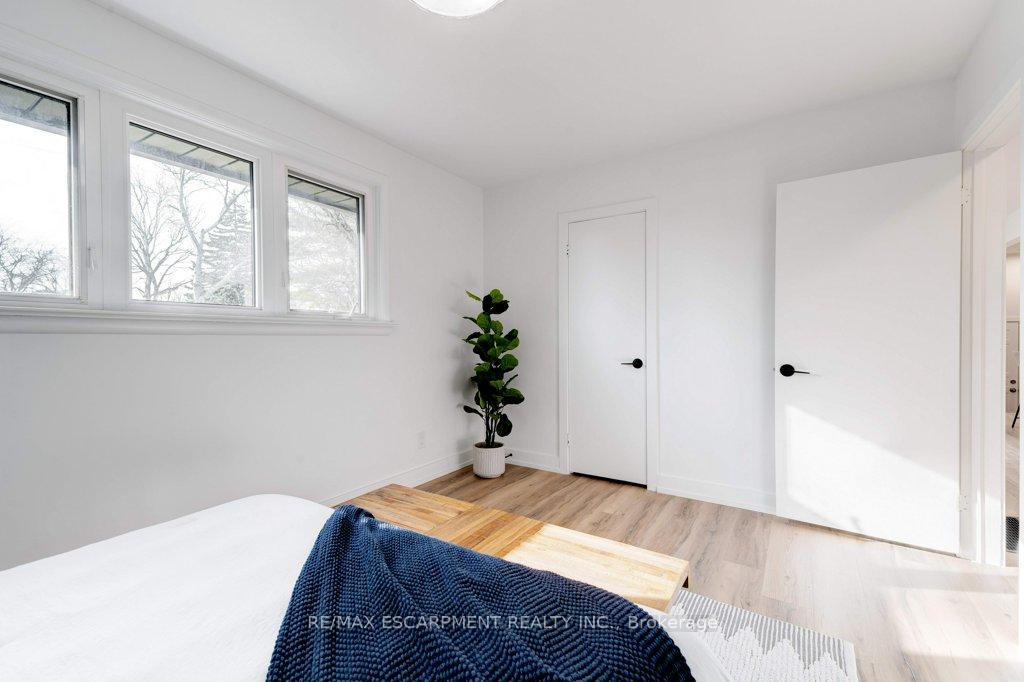 Photo 20 of 5470 Randolph Crescent, Burlington, Appleby — HOMEH