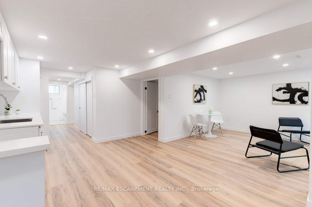Photo 21 of 5470 Randolph Crescent, Burlington, Appleby — HOMEH