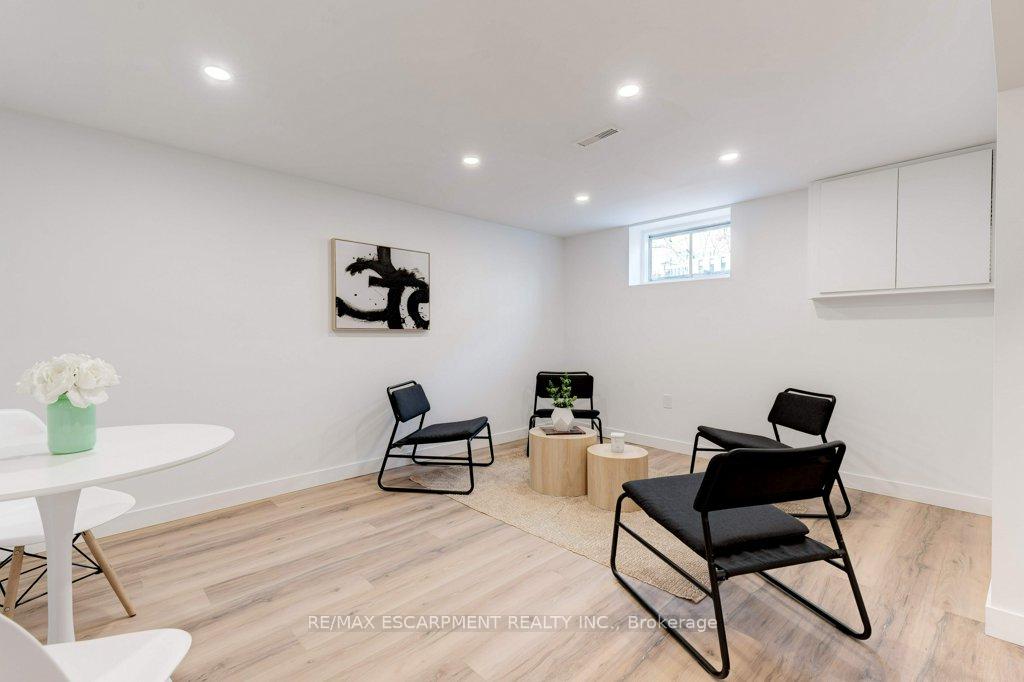 Photo 22 of 5470 Randolph Crescent, Burlington, Appleby — HOMEH