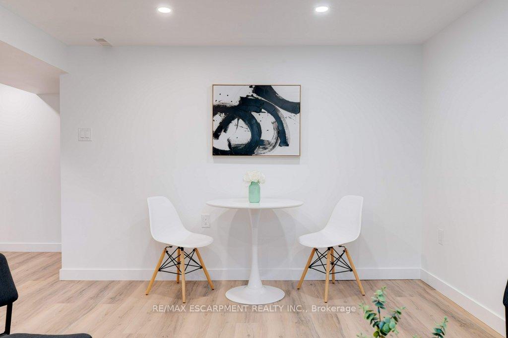 Photo 23 of 5470 Randolph Crescent, Burlington, Appleby — HOMEH