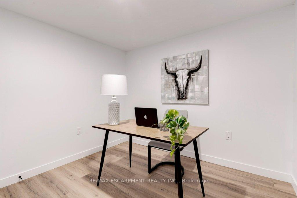 Photo 25 of 5470 Randolph Crescent, Burlington, Appleby — HOMEH