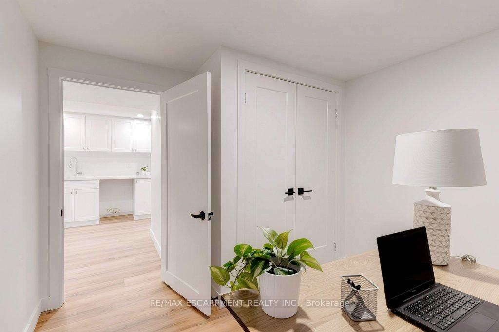 Photo 26 of 5470 Randolph Crescent, Burlington, Appleby — HOMEH