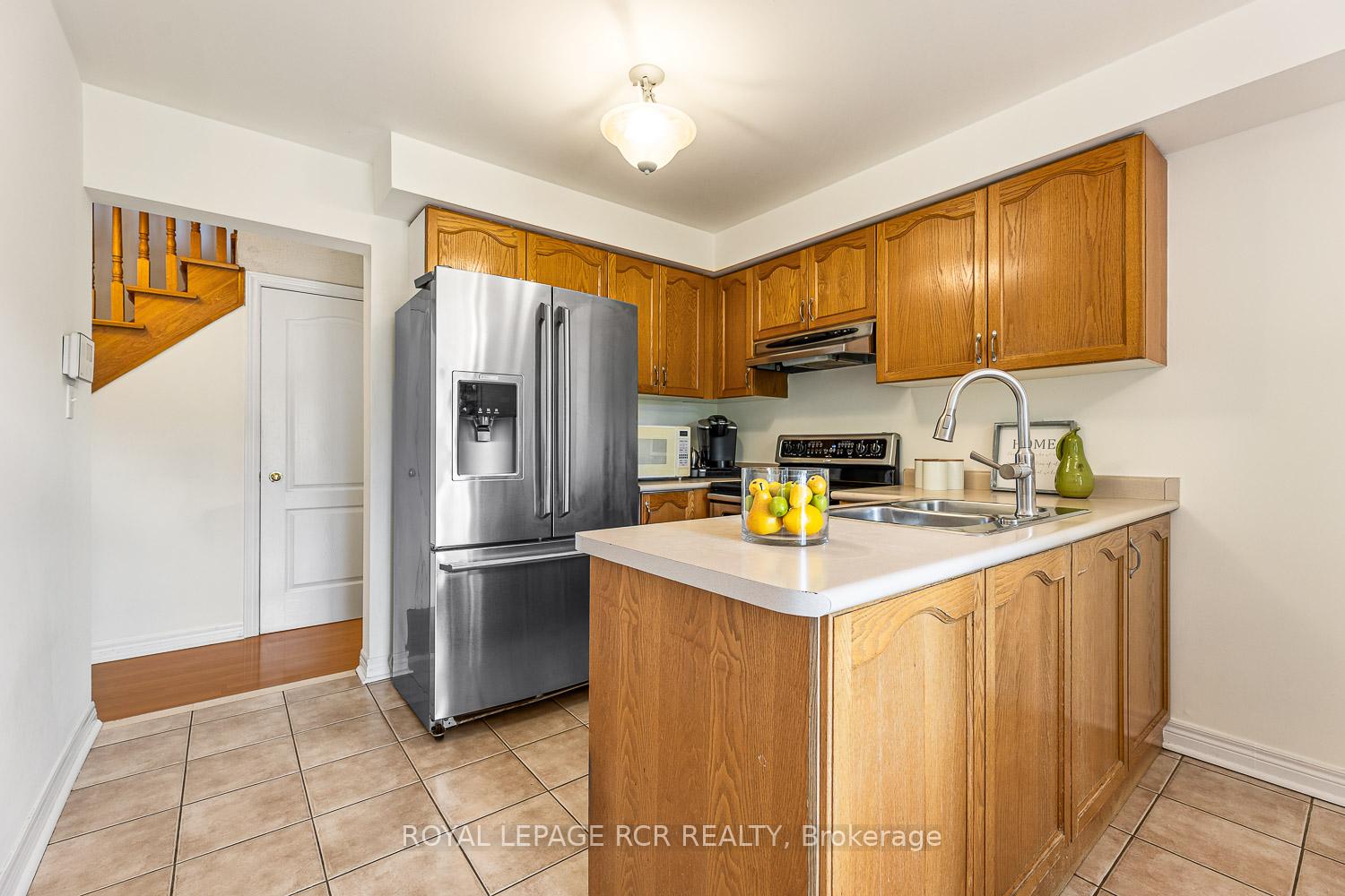 Photo 16 of 198 Pressed Brick Drive, Brampton, Brampton North — HOMEH