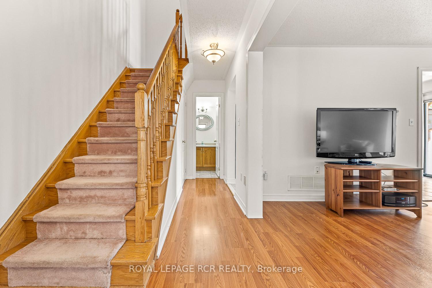 Photo 18 of 198 Pressed Brick Drive, Brampton, Brampton North — HOMEH