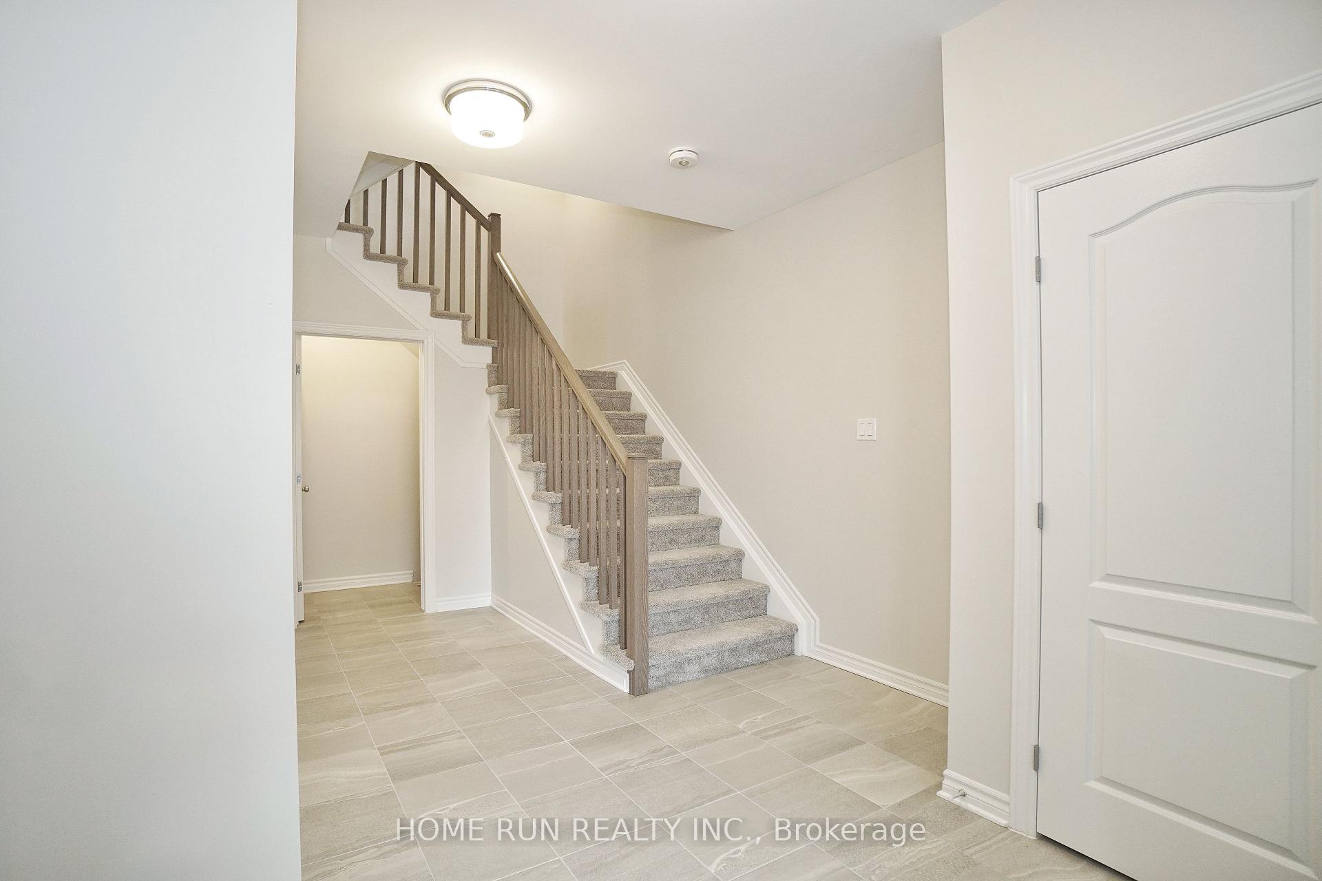 Photo 2 of 211 Pastel Way, Ottawa, Barrhaven - Half Moon Bay — HOMEH