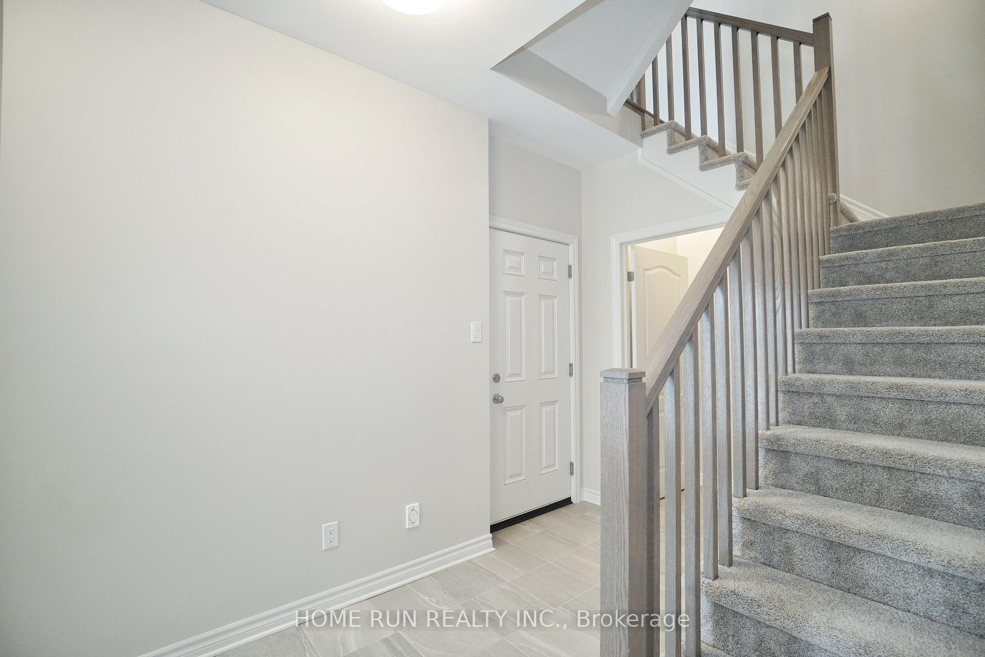 Photo 4 of 211 Pastel Way, Ottawa, Barrhaven - Half Moon Bay — HOMEH