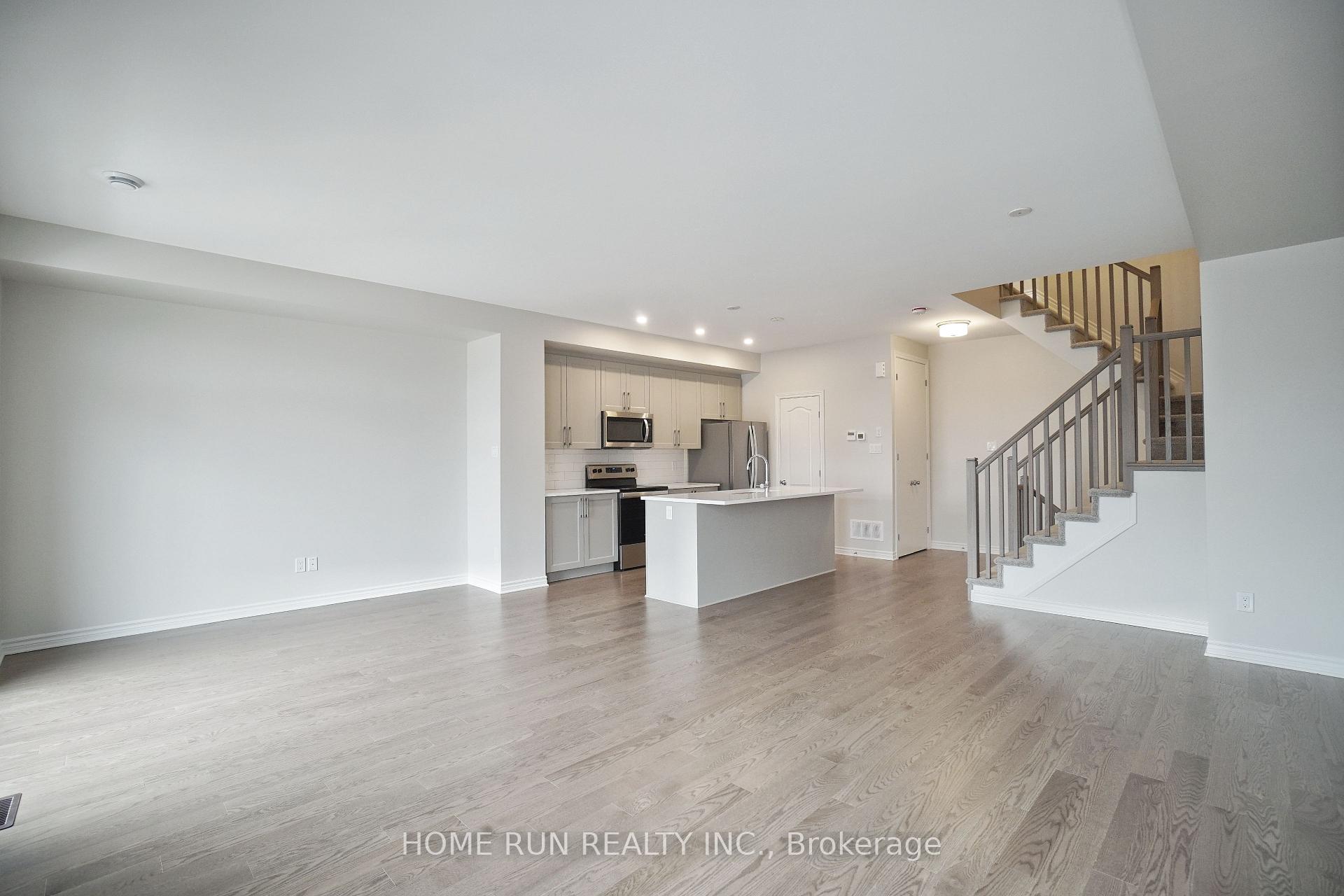 Photo 5 of 211 Pastel Way, Ottawa, Barrhaven - Half Moon Bay — HOMEH