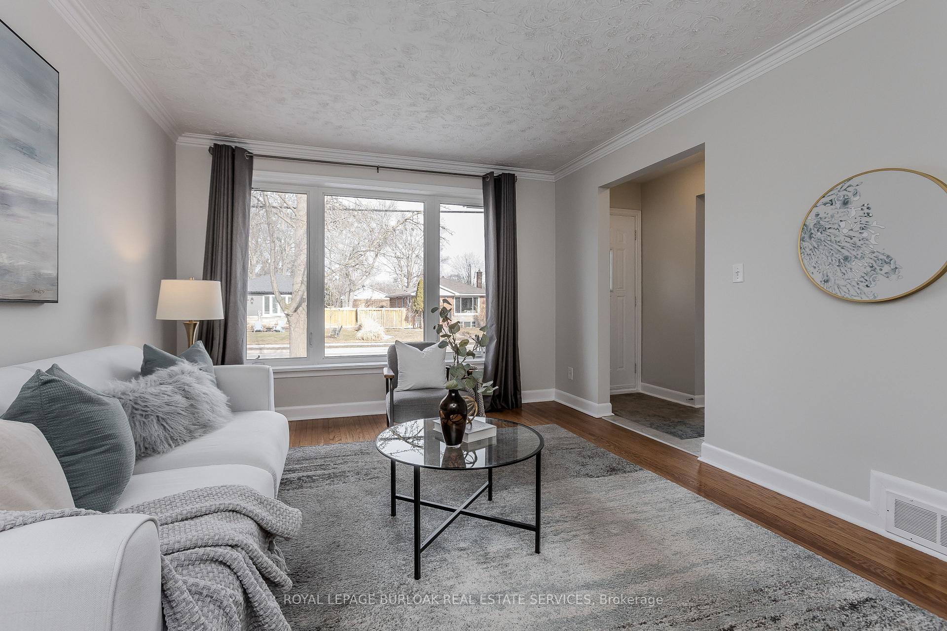 Photo 8 of 2290 Woodward Avenue, Burlington, Brant — HOMEH