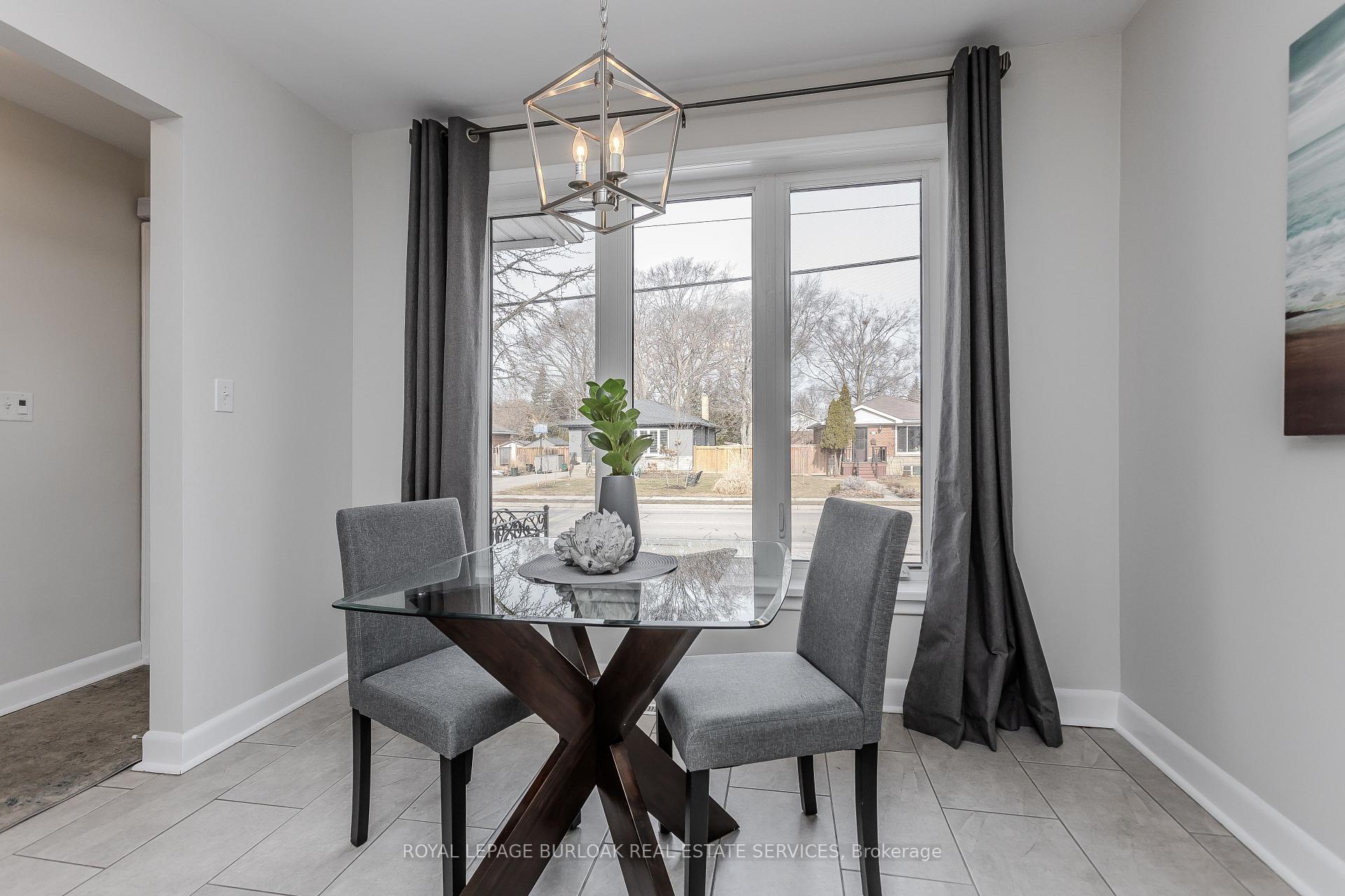 Photo 13 of 2290 Woodward Avenue, Burlington, Brant — HOMEH