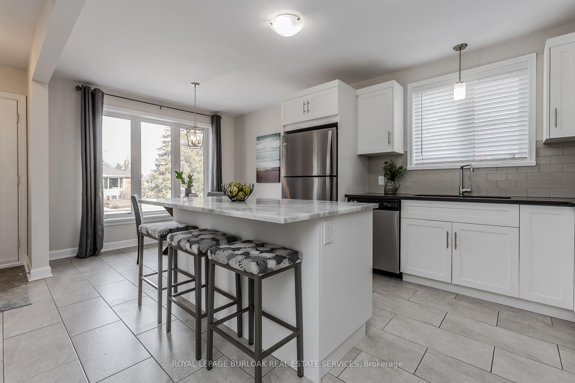 Photo 15 of 2290 Woodward Avenue, Burlington, Brant — HOMEH