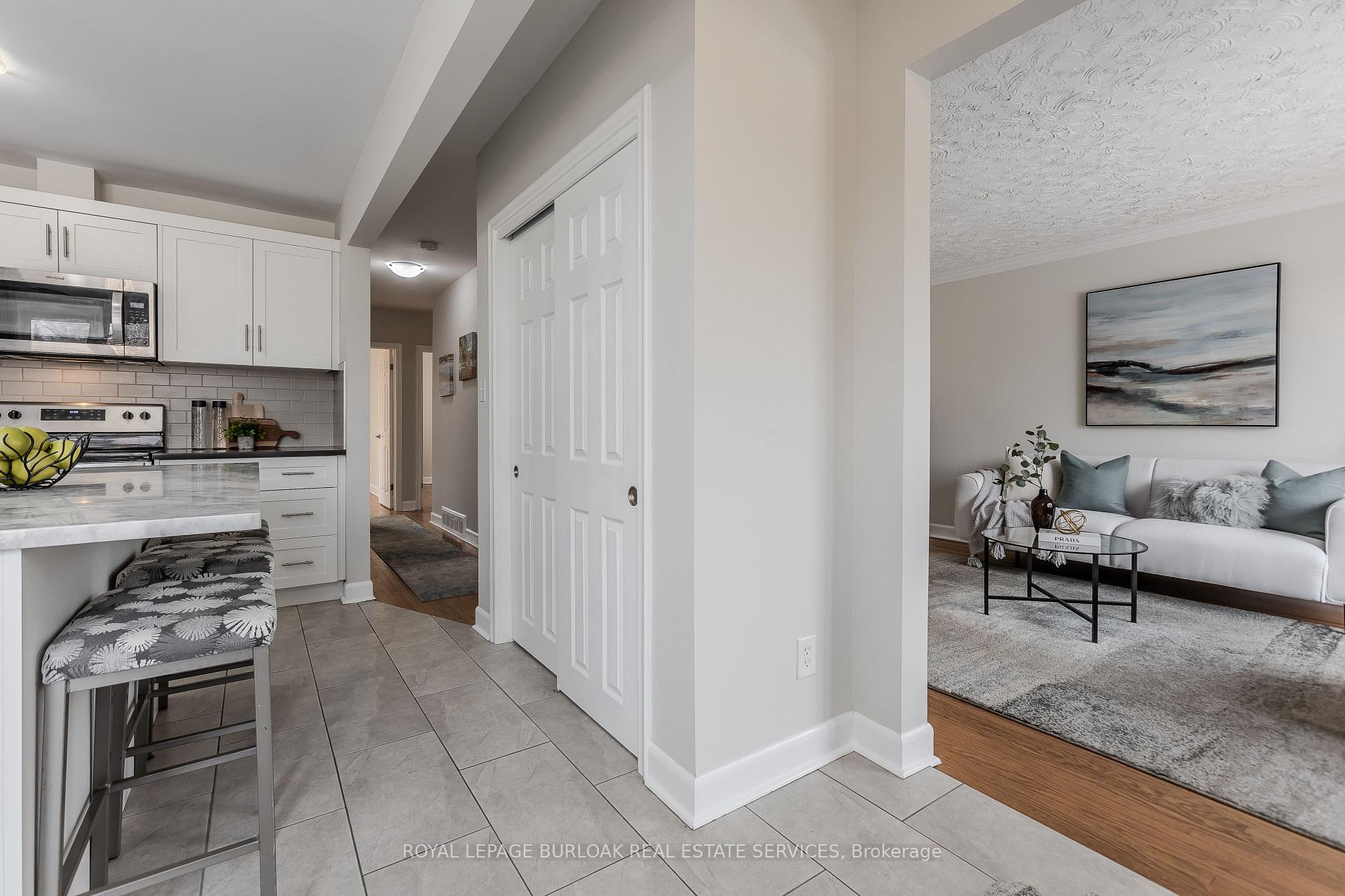 Photo 16 of 2290 Woodward Avenue, Burlington, Brant — HOMEH