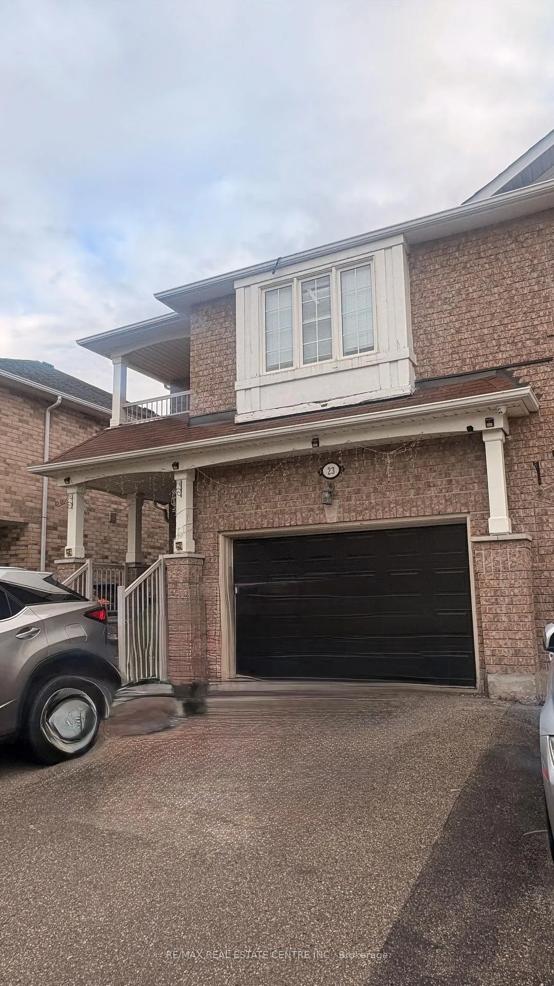Front of 23 Capistro Street