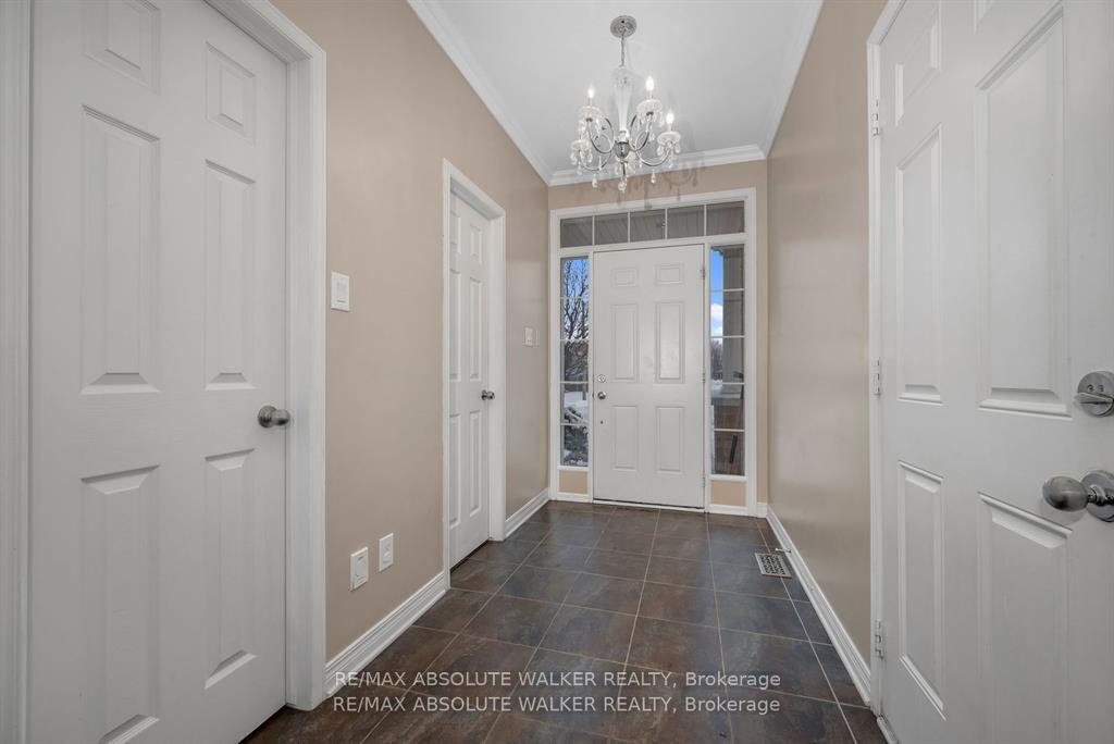 Photo 2 of 583 Bidwell Street, Ottawa, Barrhaven - Cedargrove/Fraserdale — HOMEH