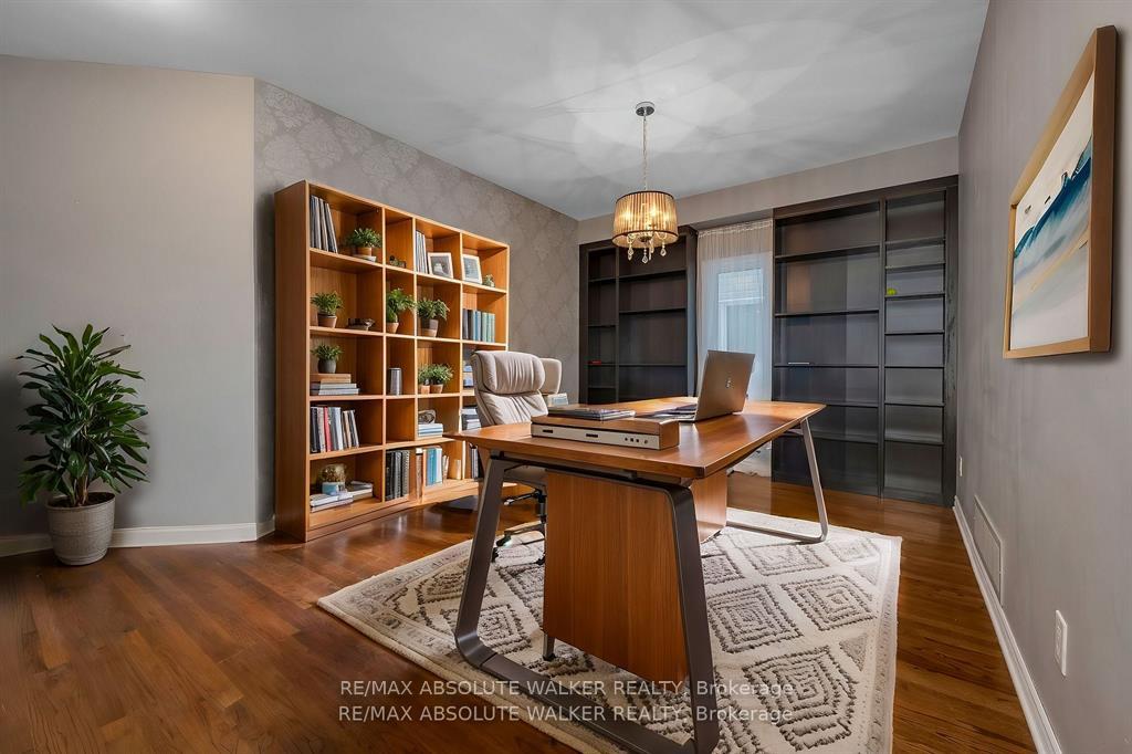 Photo 3 of 583 Bidwell Street, Ottawa, Barrhaven - Cedargrove/Fraserdale — HOMEH