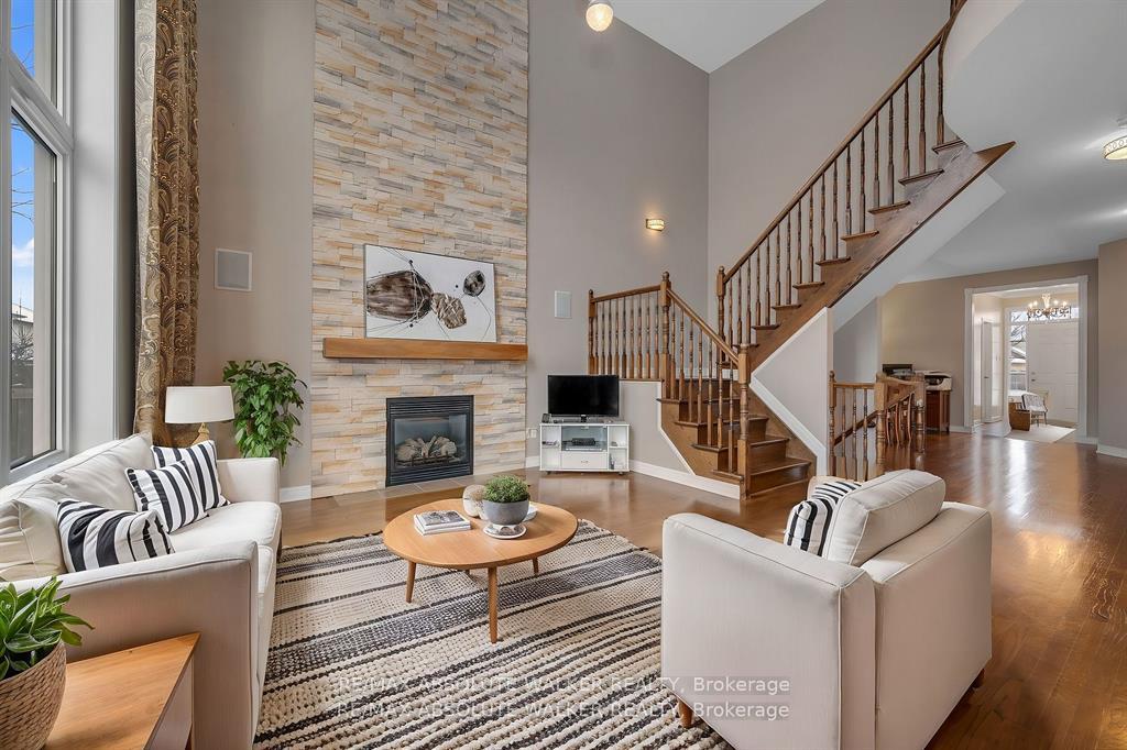 Photo 8 of 583 Bidwell Street, Ottawa, Barrhaven - Cedargrove/Fraserdale — HOMEH