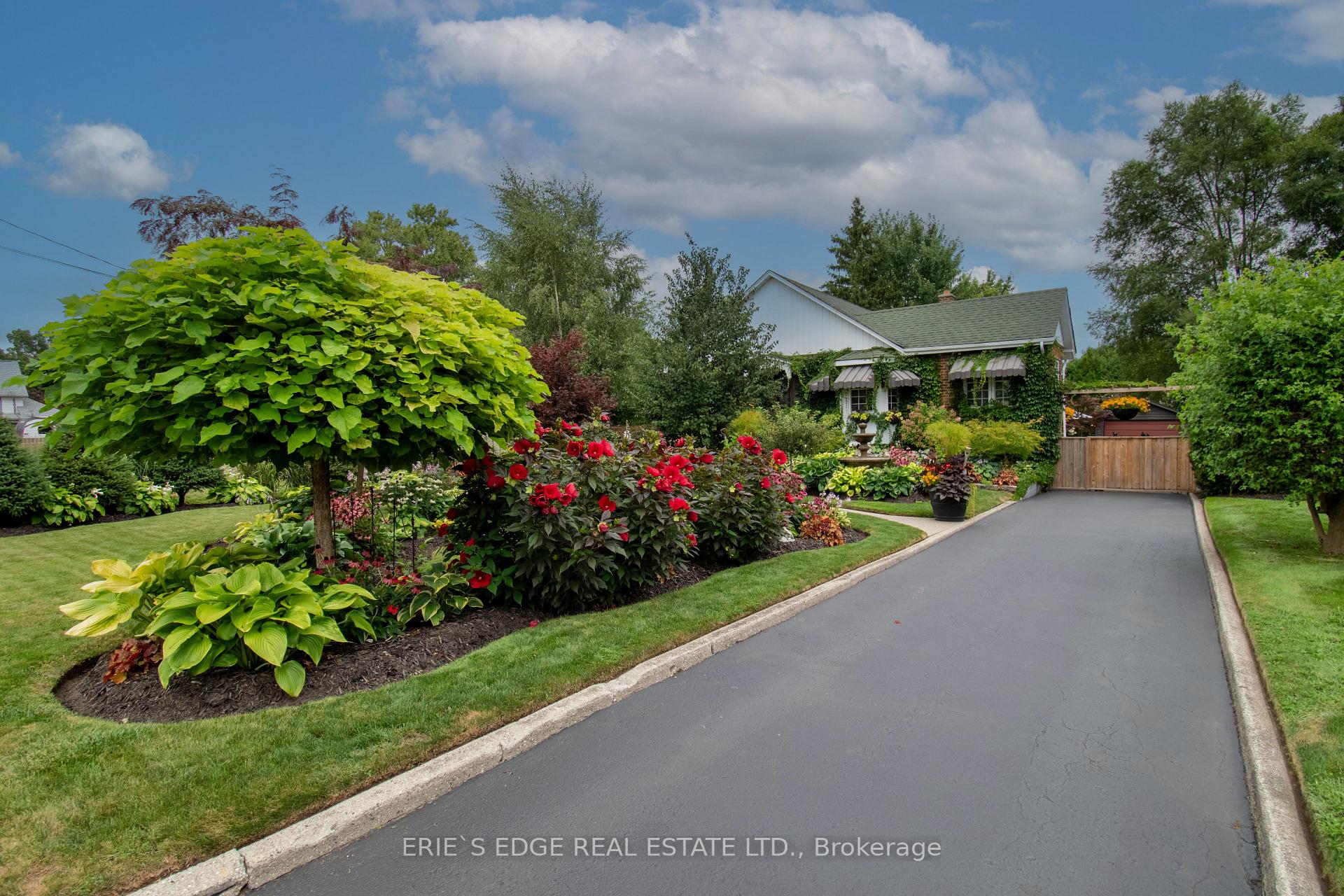 Photo 2 of 253 John Street S, Aylmer — HOMEH