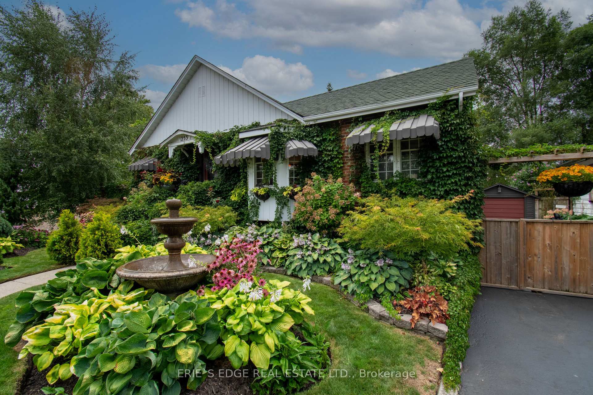 Photo 8 of 253 John Street S, Aylmer — HOMEH