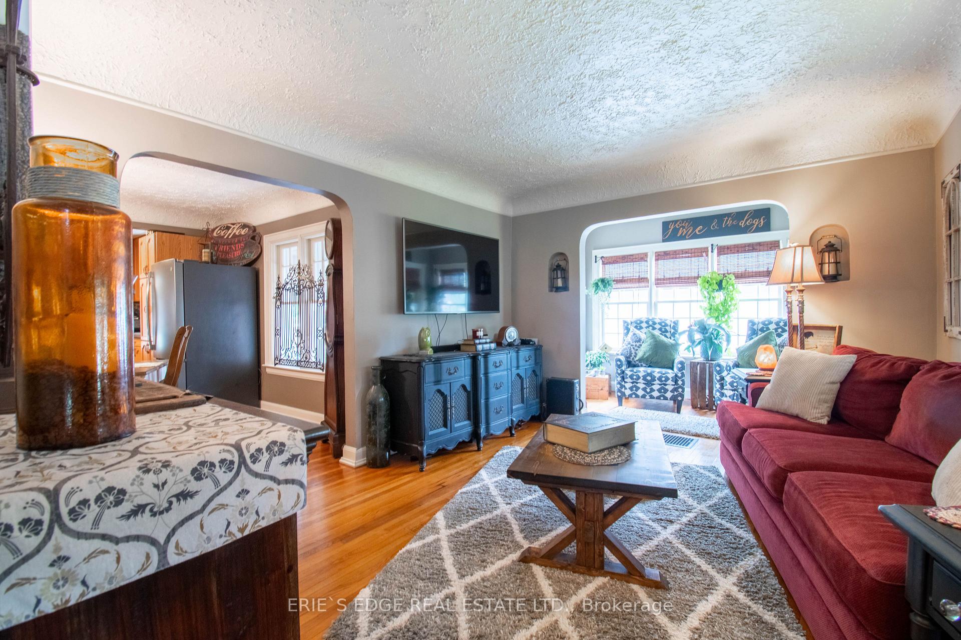 Photo 7 of 253 John Street S, Aylmer — HOMEH