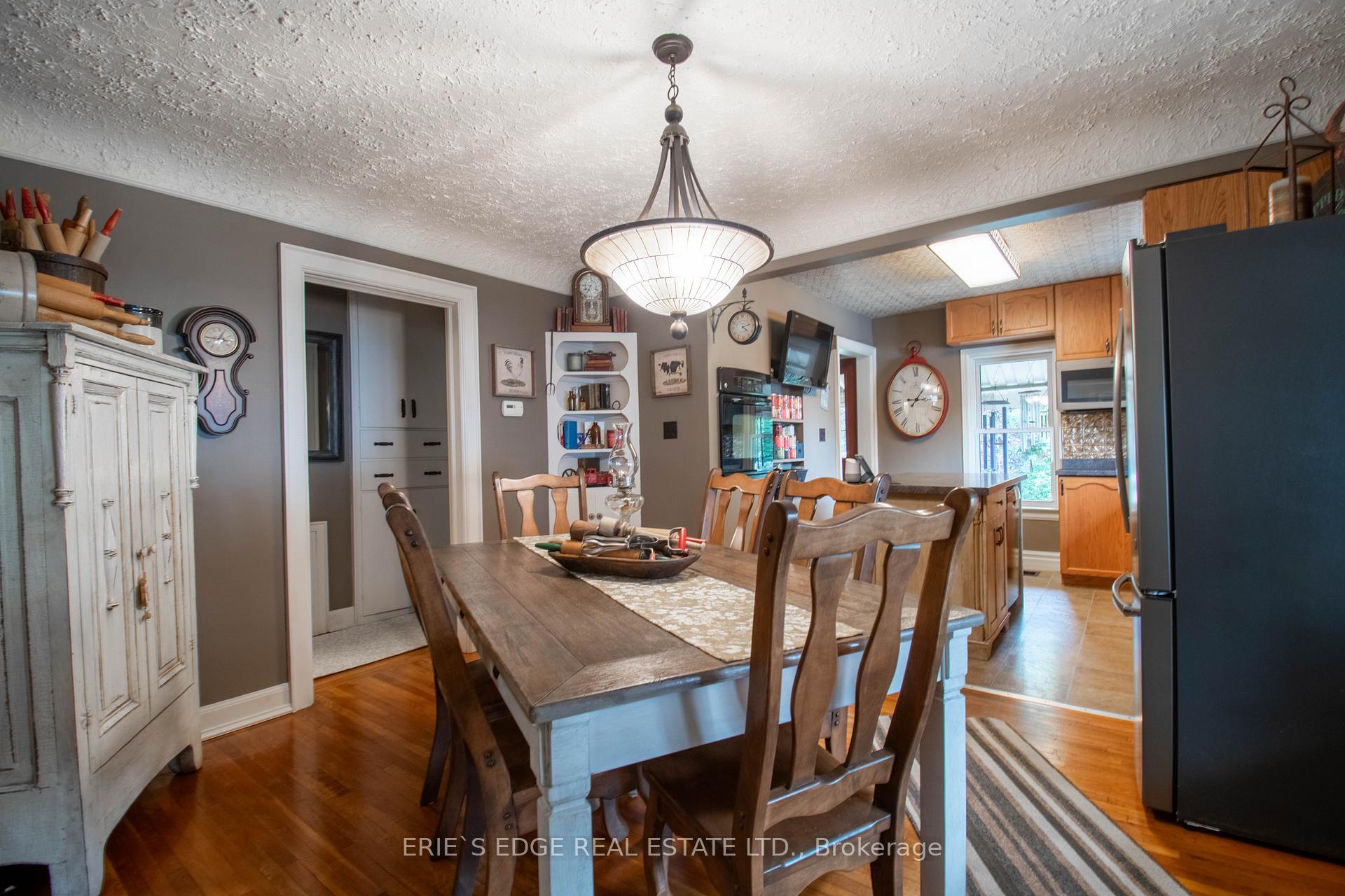 Photo 13 of 253 John Street S, Aylmer — HOMEH