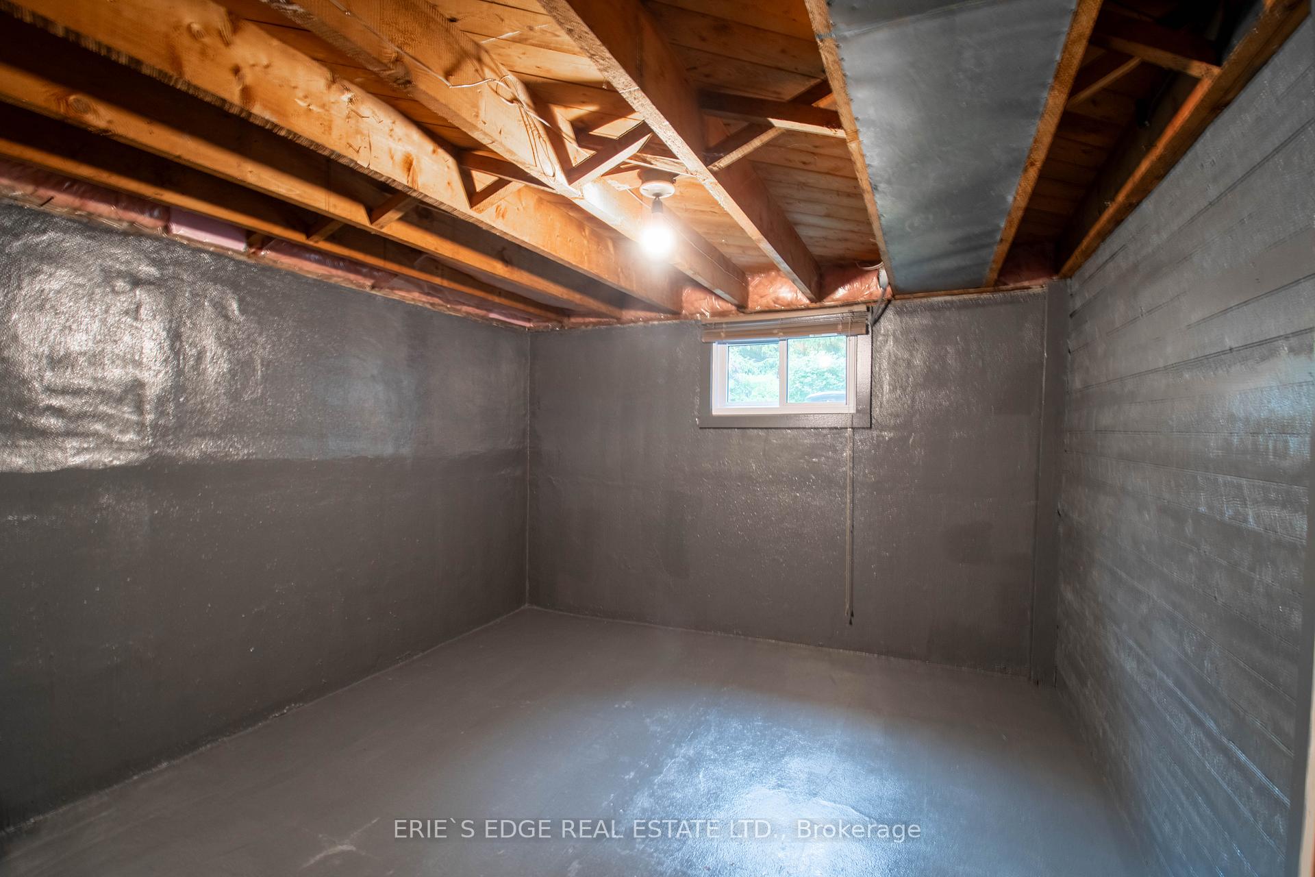 Photo 23 of 253 John Street S, Aylmer — HOMEH