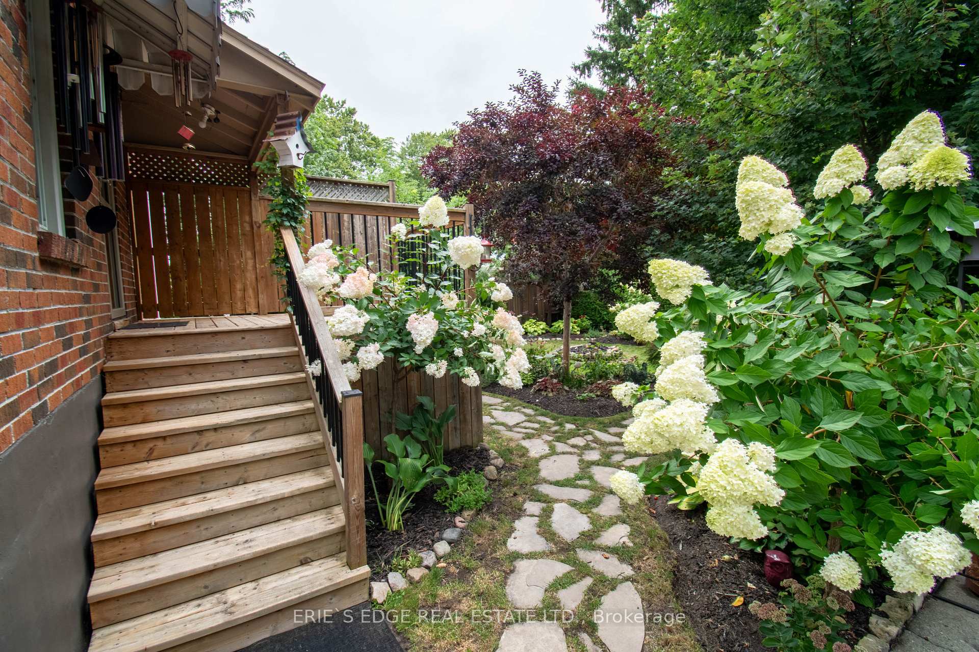 Photo 25 of 253 John Street S, Aylmer — HOMEH