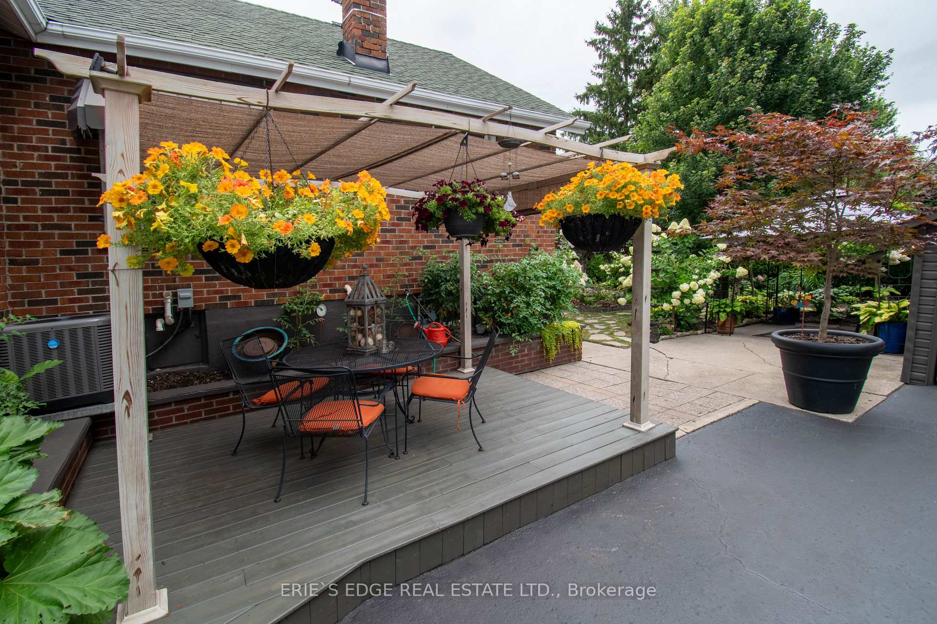 Photo 27 of 253 John Street S, Aylmer — HOMEH