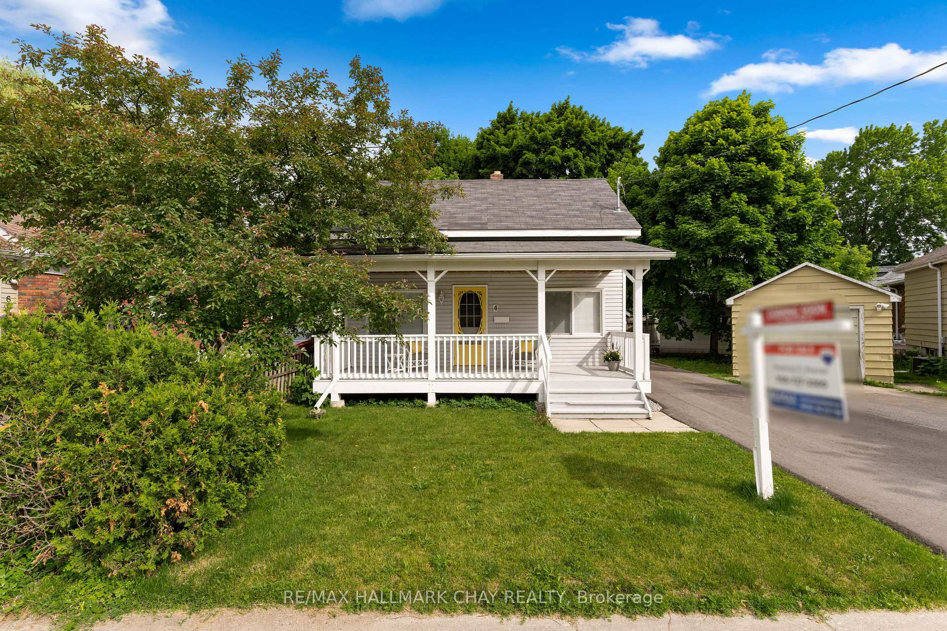 Photo 1 of 4 Dufferin Street, Barrie, Sanford — HOMEH