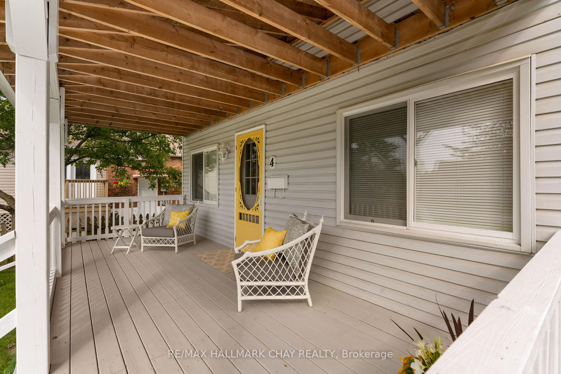 Photo 4 of 4 Dufferin Street, Barrie, Sanford — HOMEH