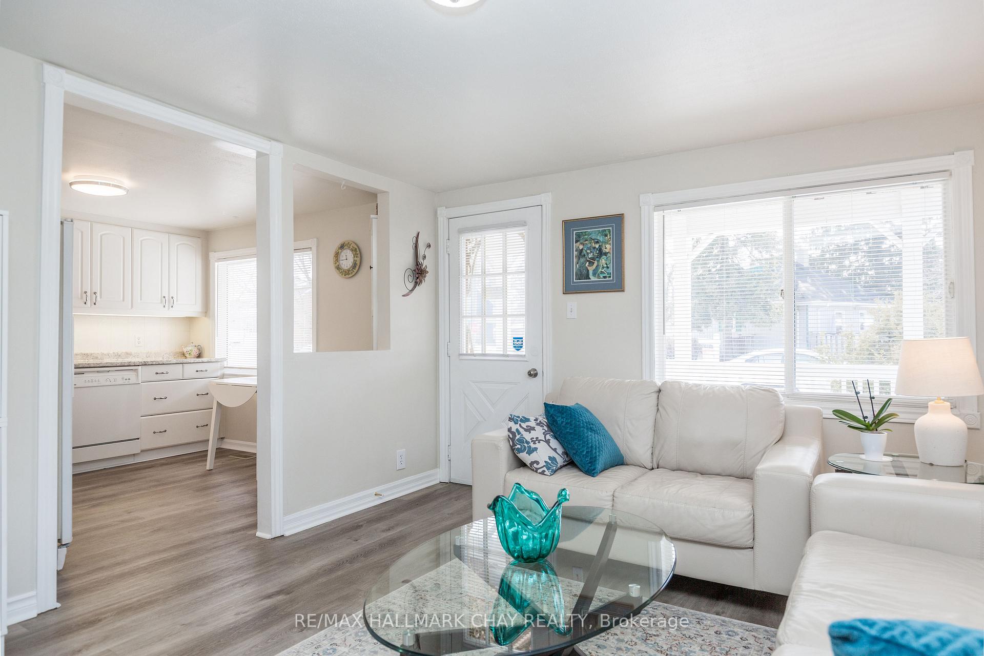 Photo 11 of 4 Dufferin Street, Barrie, Sanford — HOMEH
