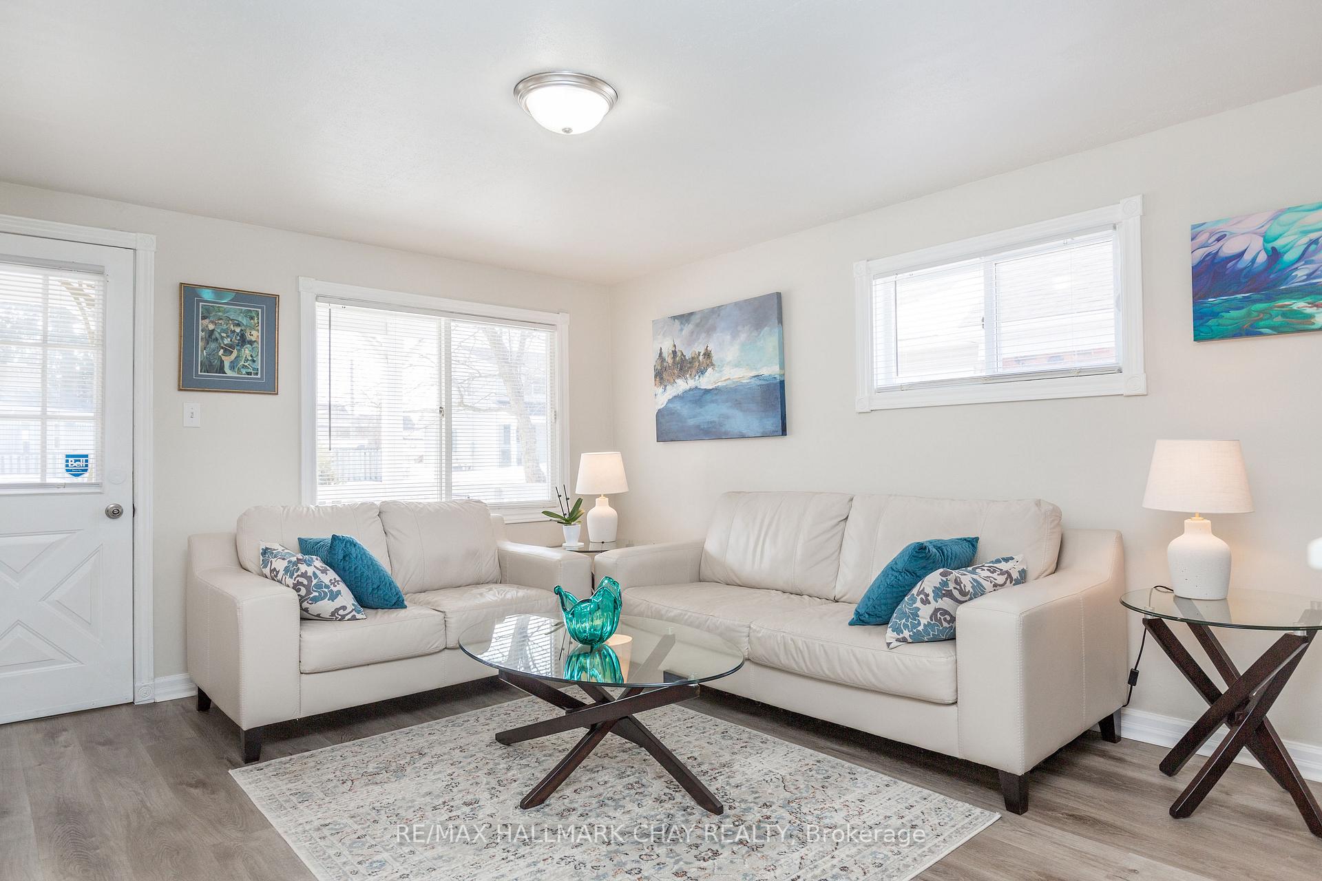Photo 12 of 4 Dufferin Street, Barrie, Sanford — HOMEH