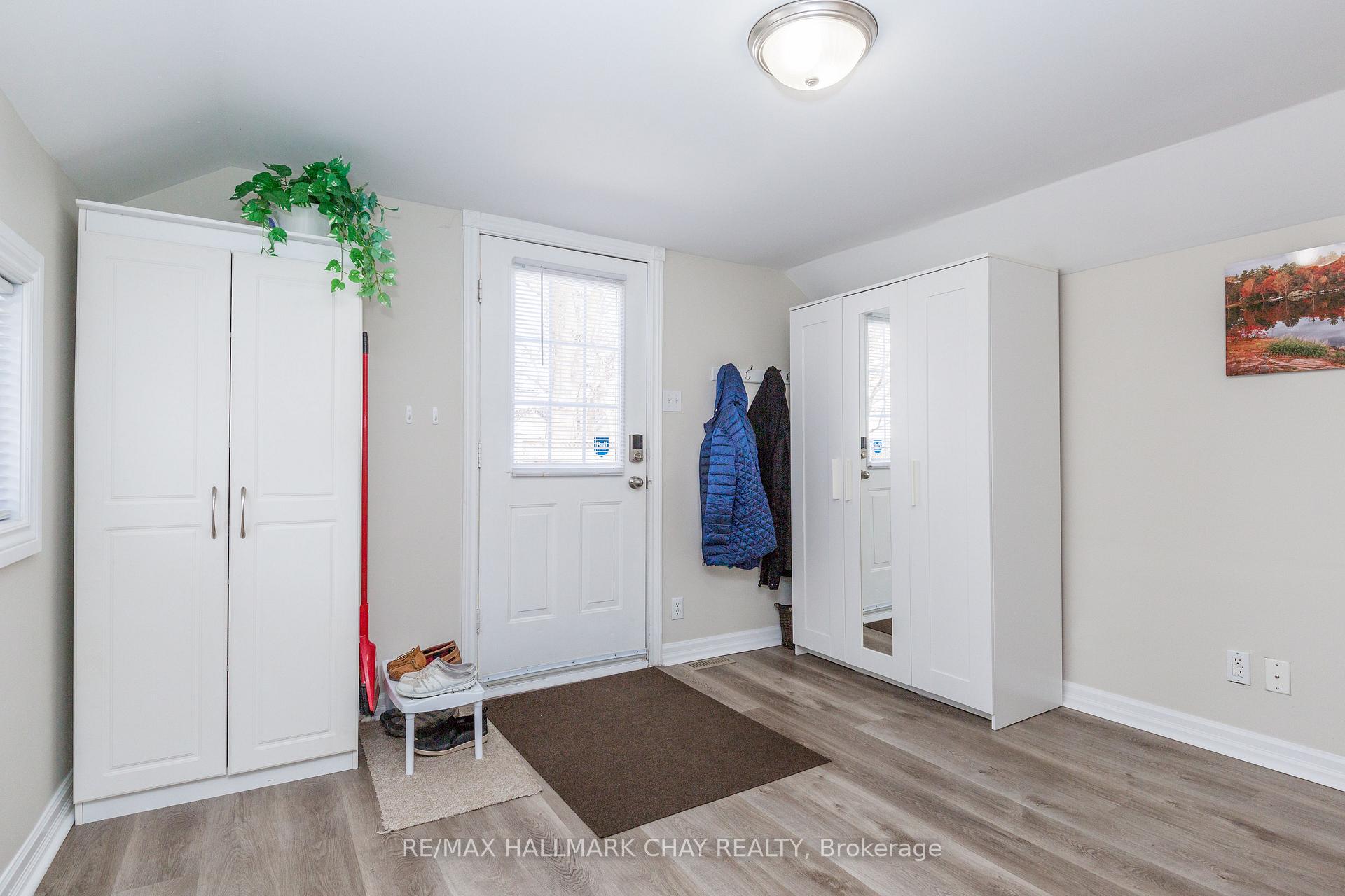 Photo 30 of 4 Dufferin Street, Barrie, Sanford — HOMEH