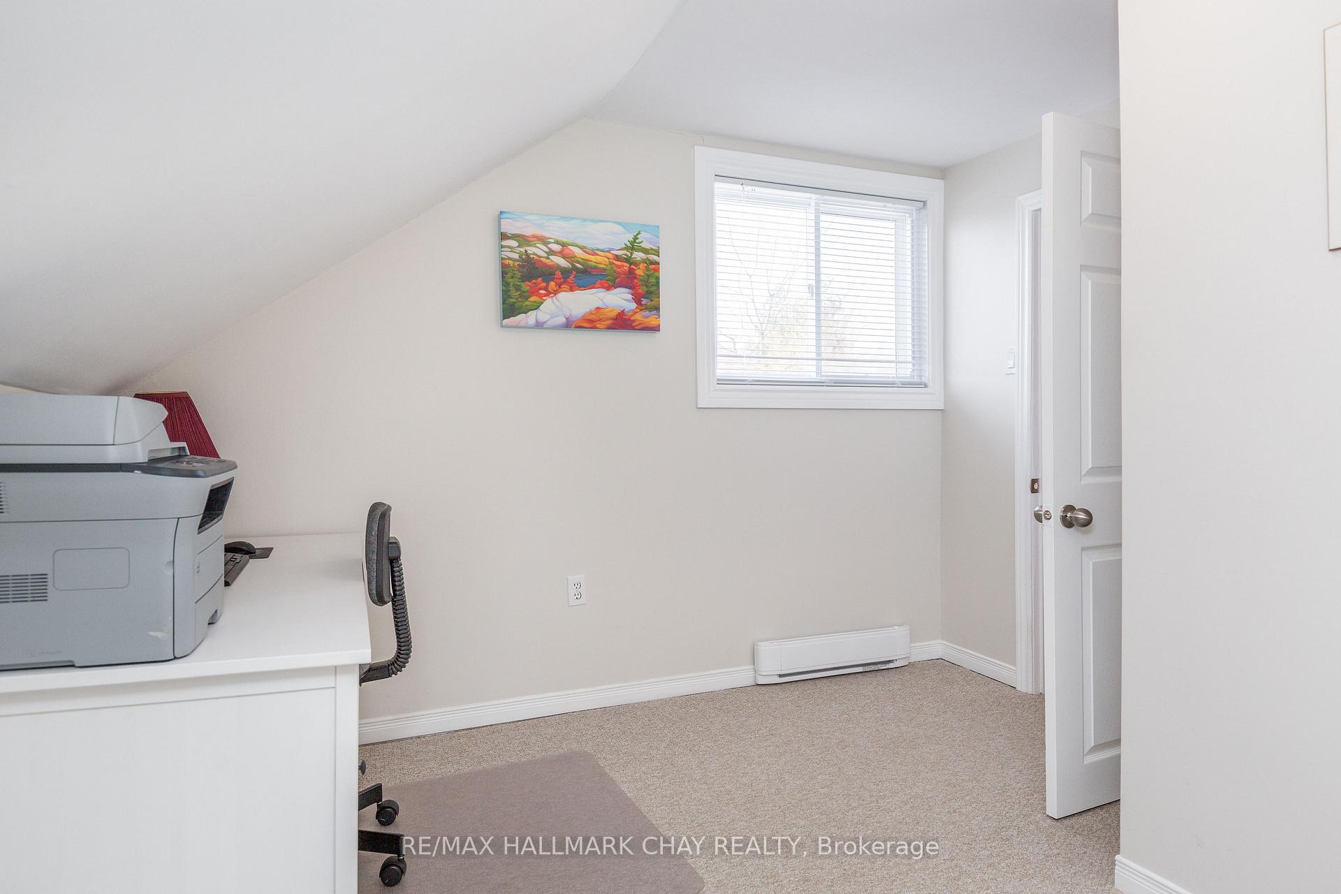 Photo 33 of 4 Dufferin Street, Barrie, Sanford — HOMEH