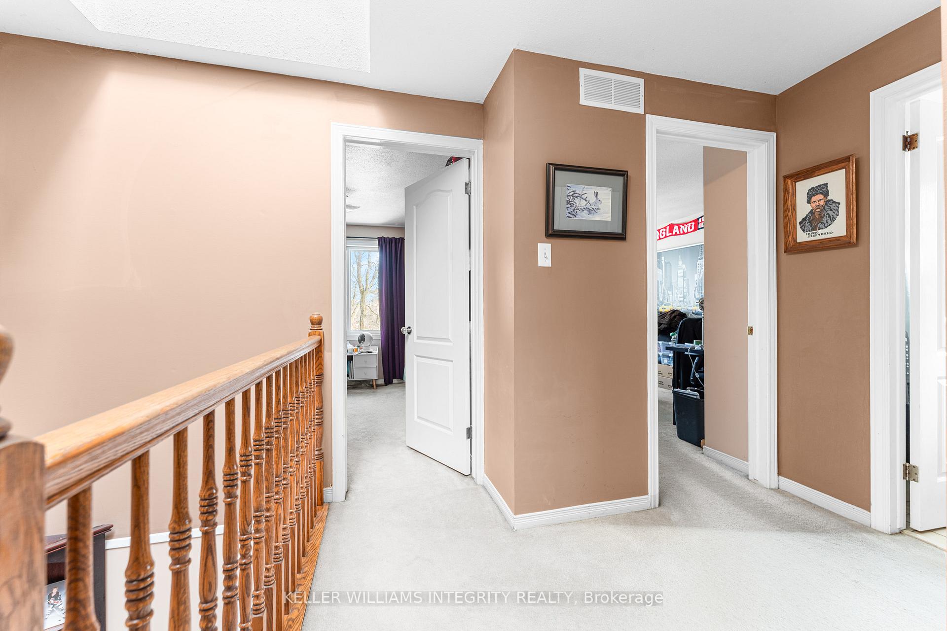 Photo 10 of 6 Mannington Court, Ottawa, Barrhaven - Cedargrove/Fraserdale — HOMEH