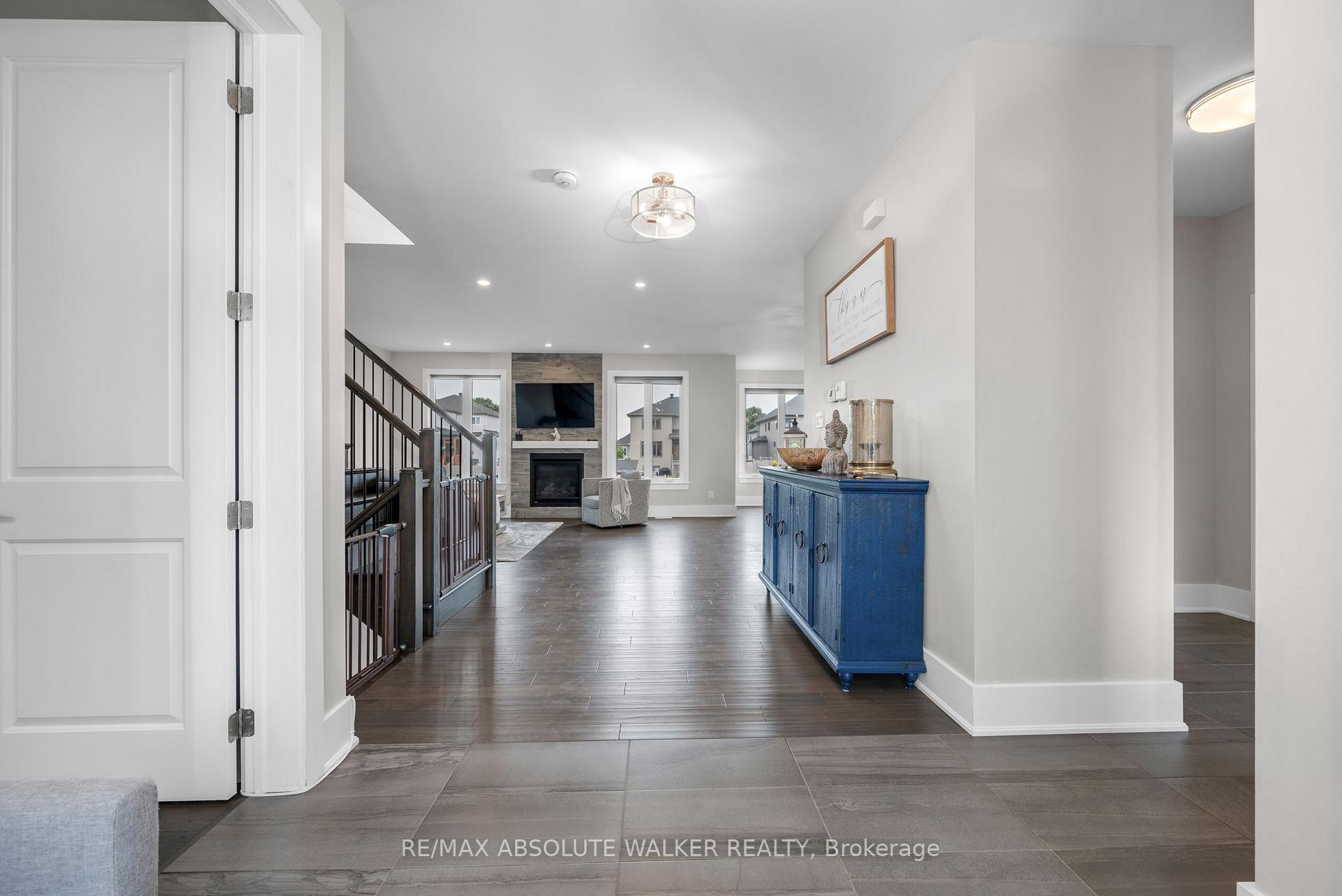 Photo 3 of 46 Bryce Court, Carleton Place — HOMEH