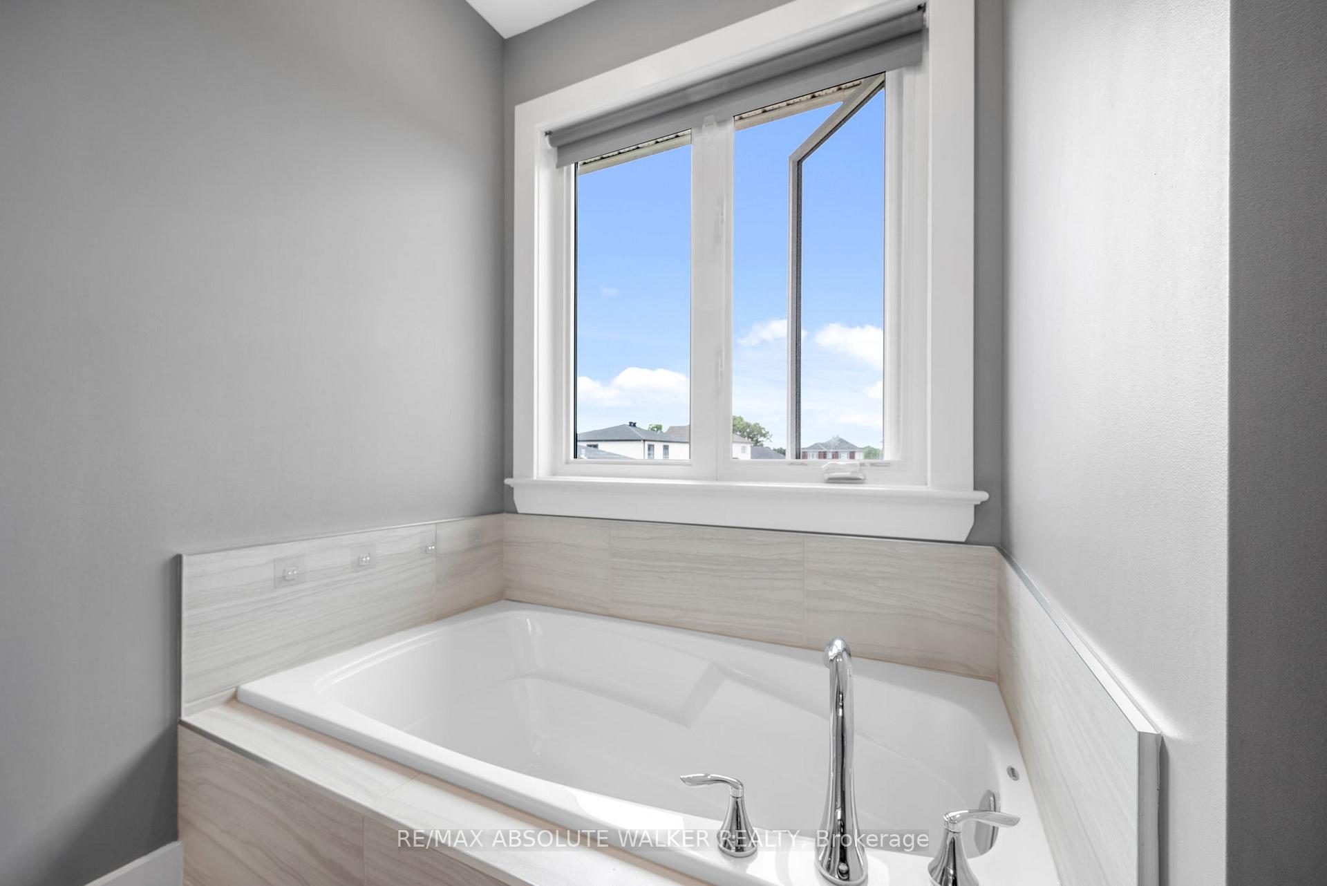 Photo 19 of 46 Bryce Court, Carleton Place — HOMEH